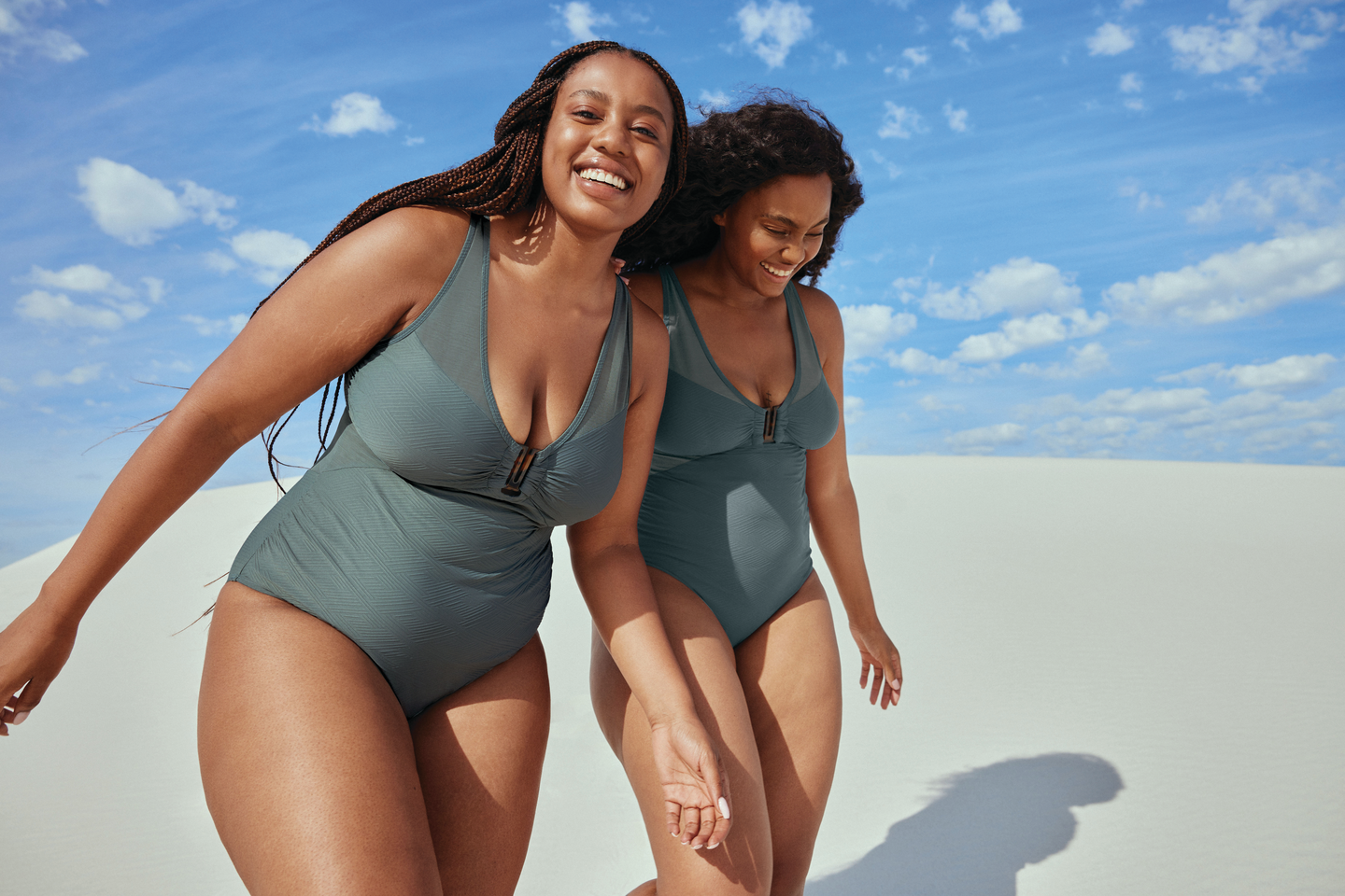 Dorina Sunyani shaping uimapuku