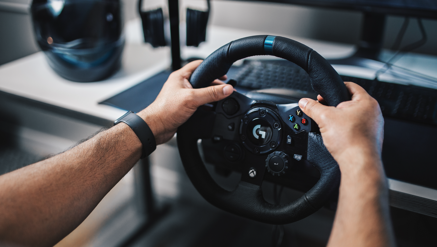 Logitech G923 Trueforce (Xbox/PC) -rattiohjain