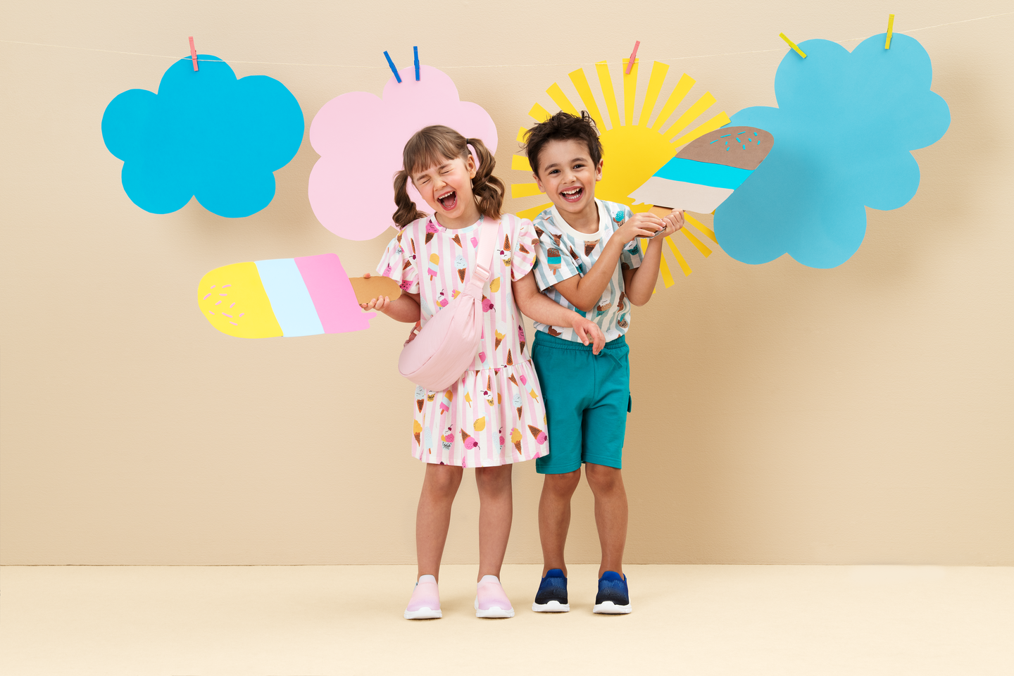 mywear Joy mini moon laukku