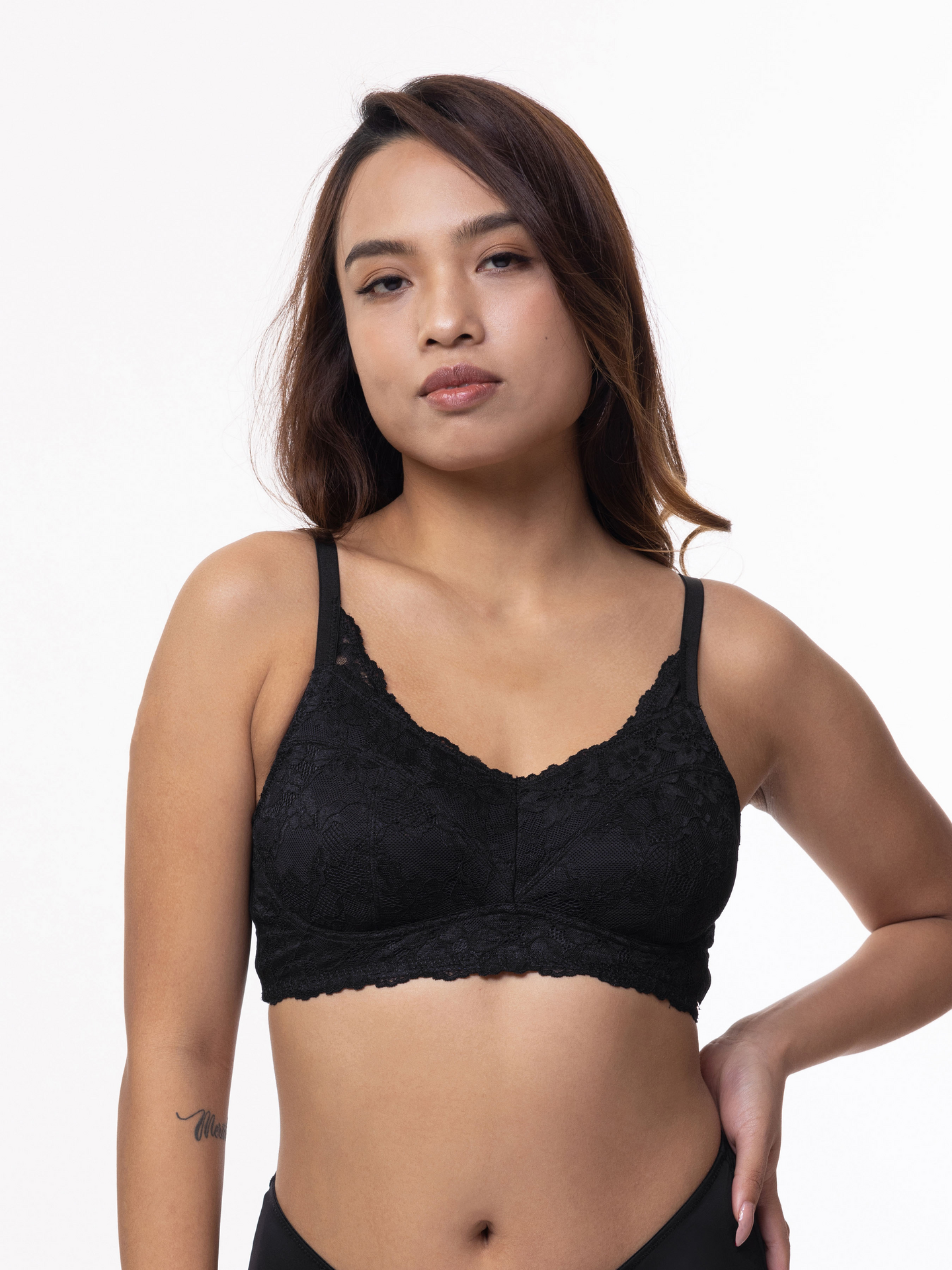 Dorina Amelia proteesiliivit