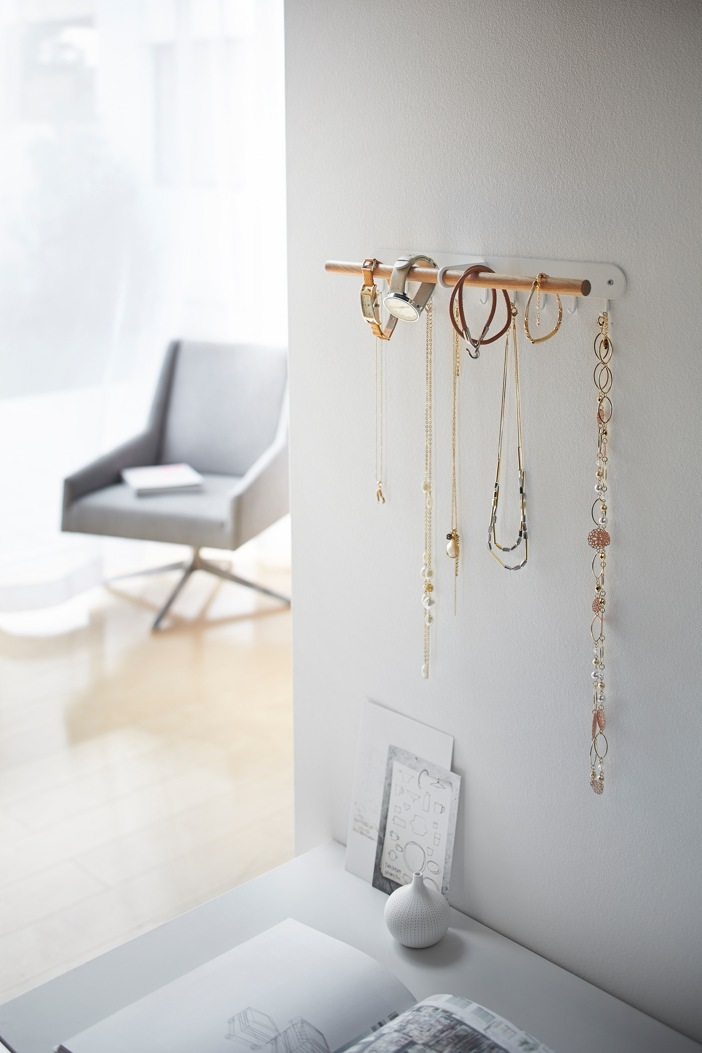 Yamazaki Tosca koruteline valkoinen