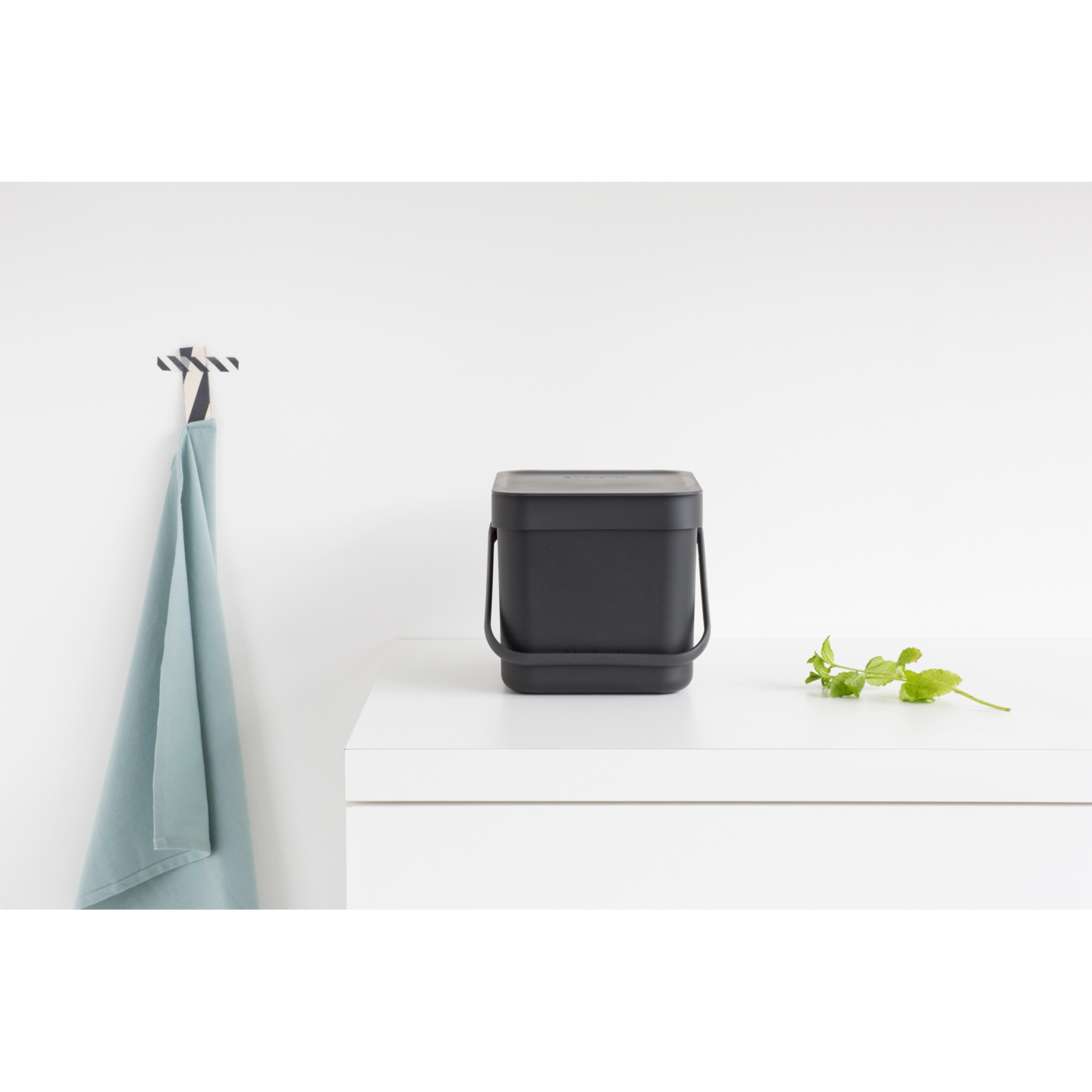 Brabantia Sort & Go roska-astia 6L seinäk. harmaa