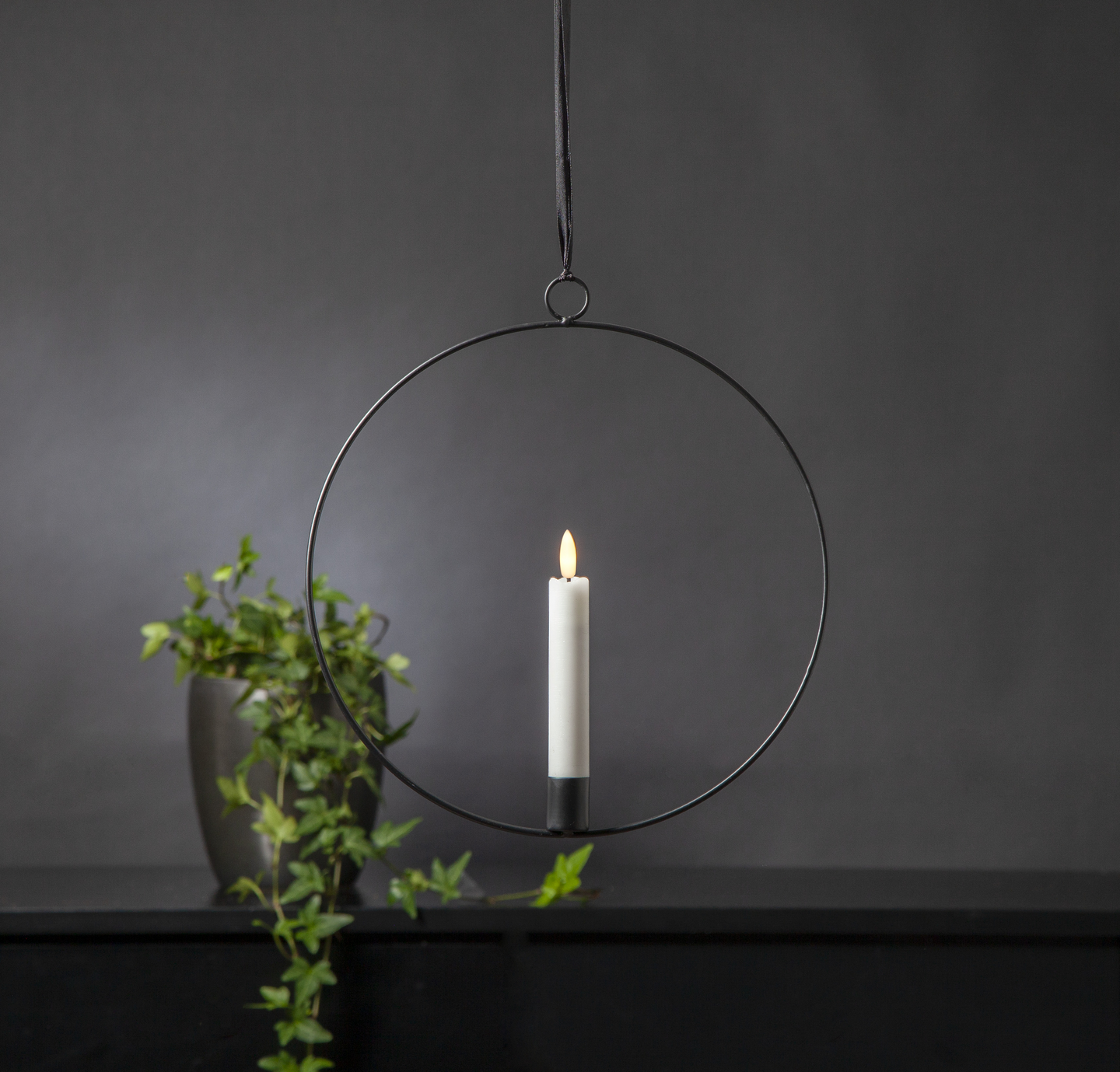 Star Flamme Ring koriste musta