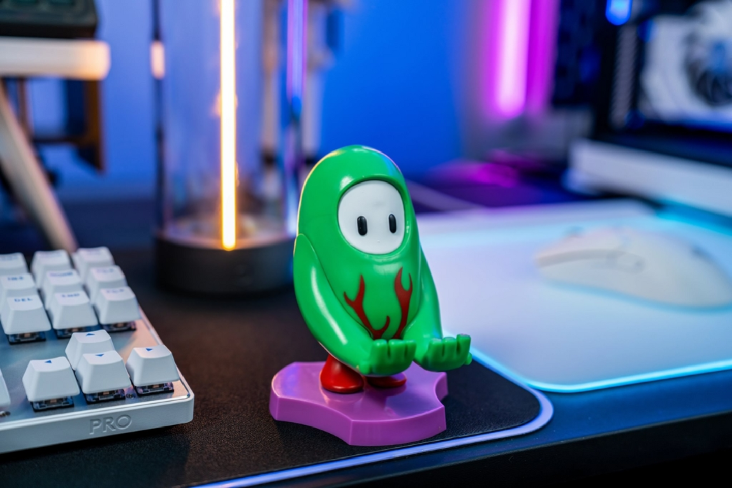 Cable Guys Holdem Mini Fall Guys Flames -puhelinteline