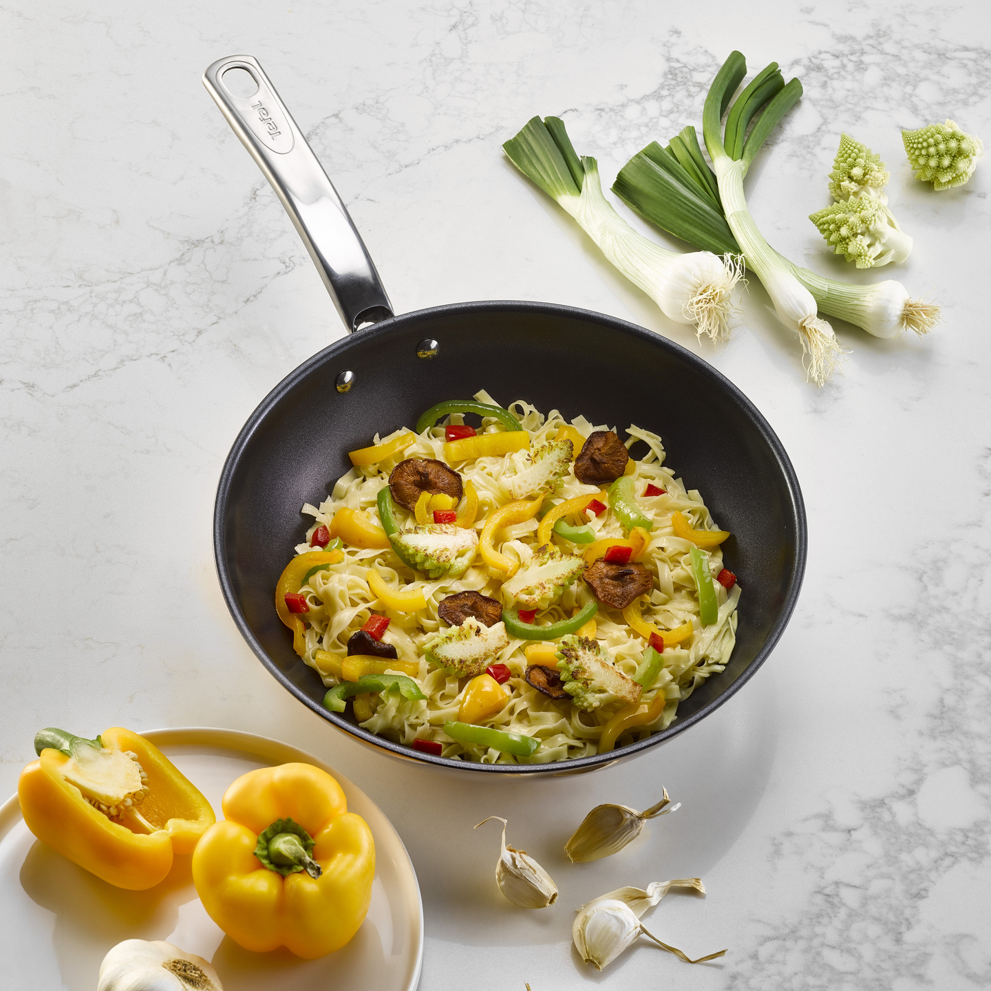 Tefal Intuition wokkipannu 28 cm