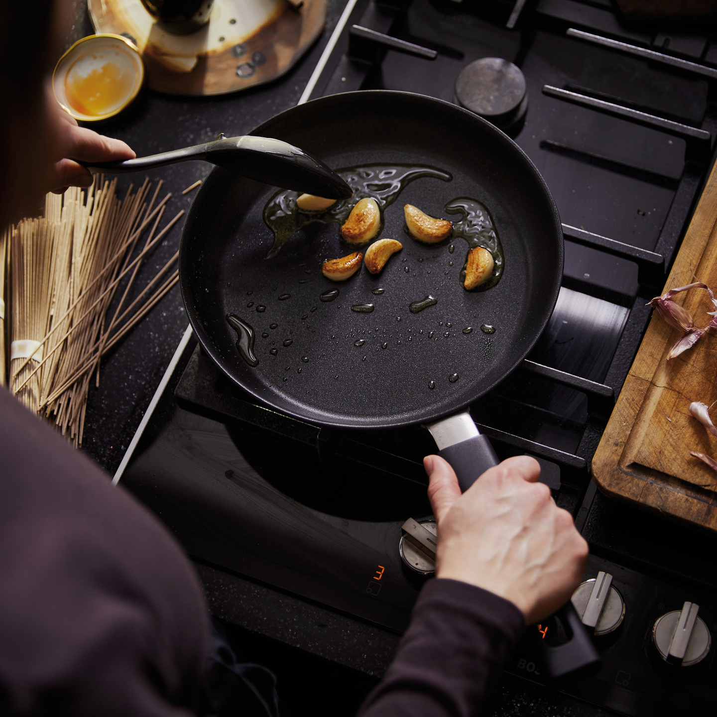 Fiskars Hard Face paistinpannu 24 cm