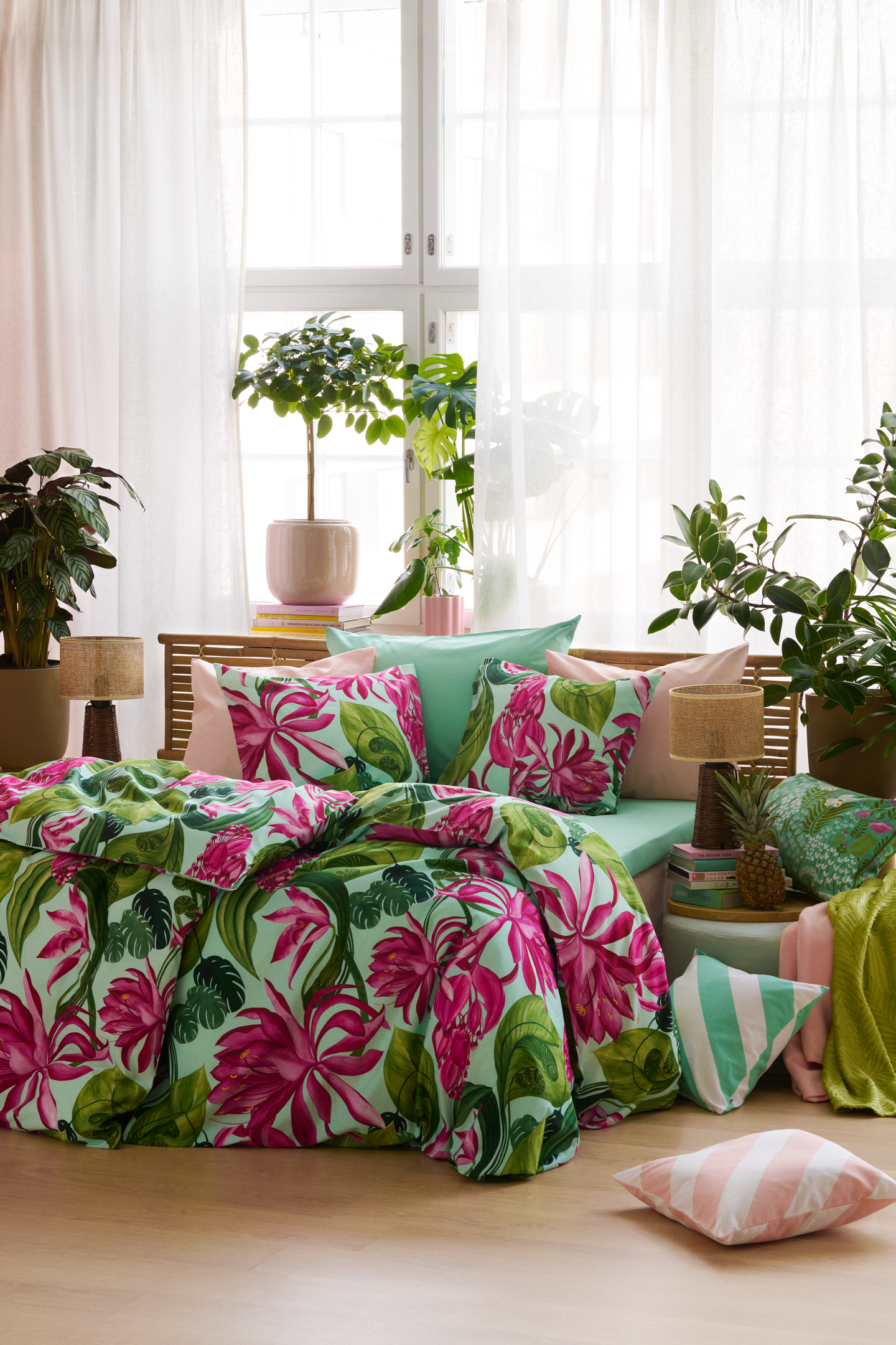 Hemtex 24h Eino verho 2 kpl/pakkaus 130x240 cm luonnonvalkoinen