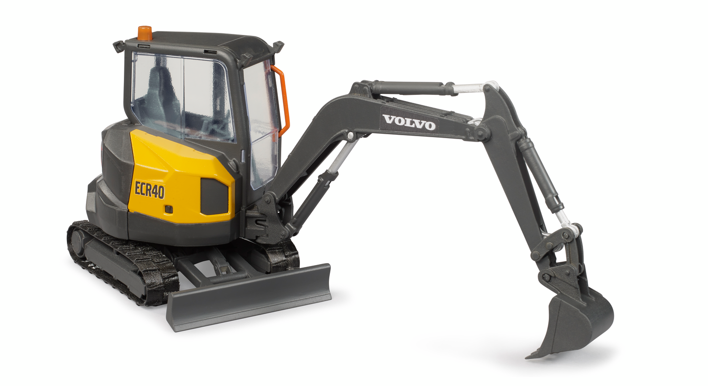 Bruder Volvo ECR40 kaivinkone lelu