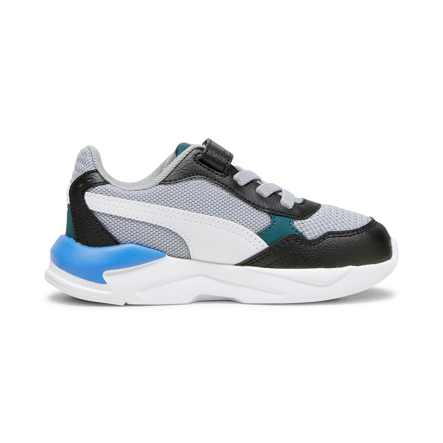 Puma x-Ray nuorten tyylikkäät ja kevyet tennarit.