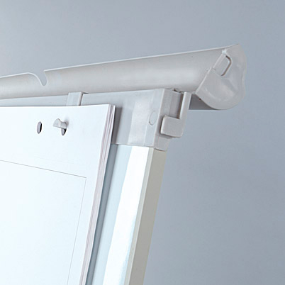 Monitoimitaulu 70x100cm säädettävä pyöri