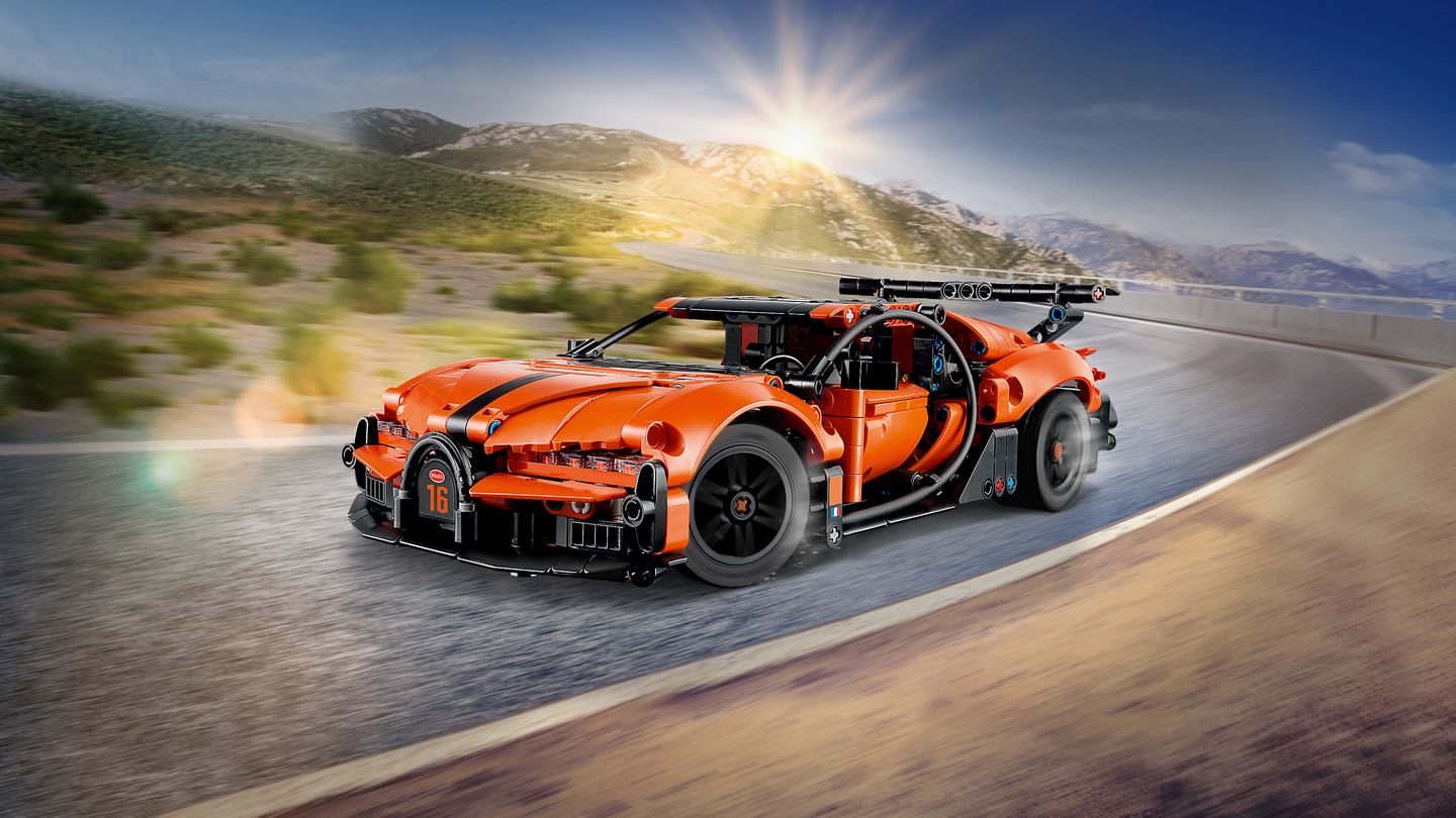 LEGO Technic 42222 Bugatti Chiron Pur Sport hyperauto