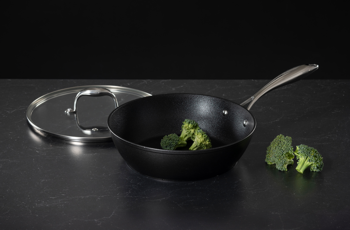 Maku Robuste haudutuspannu 3,3 L 26 cm