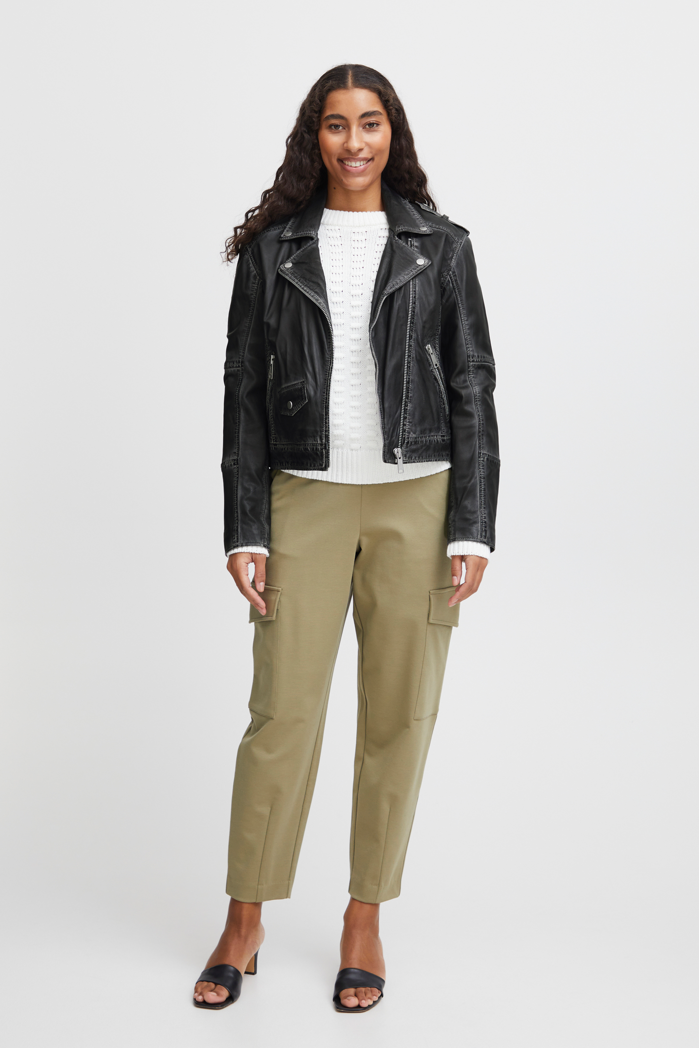 B.young Bydenno naisten nahkatakki