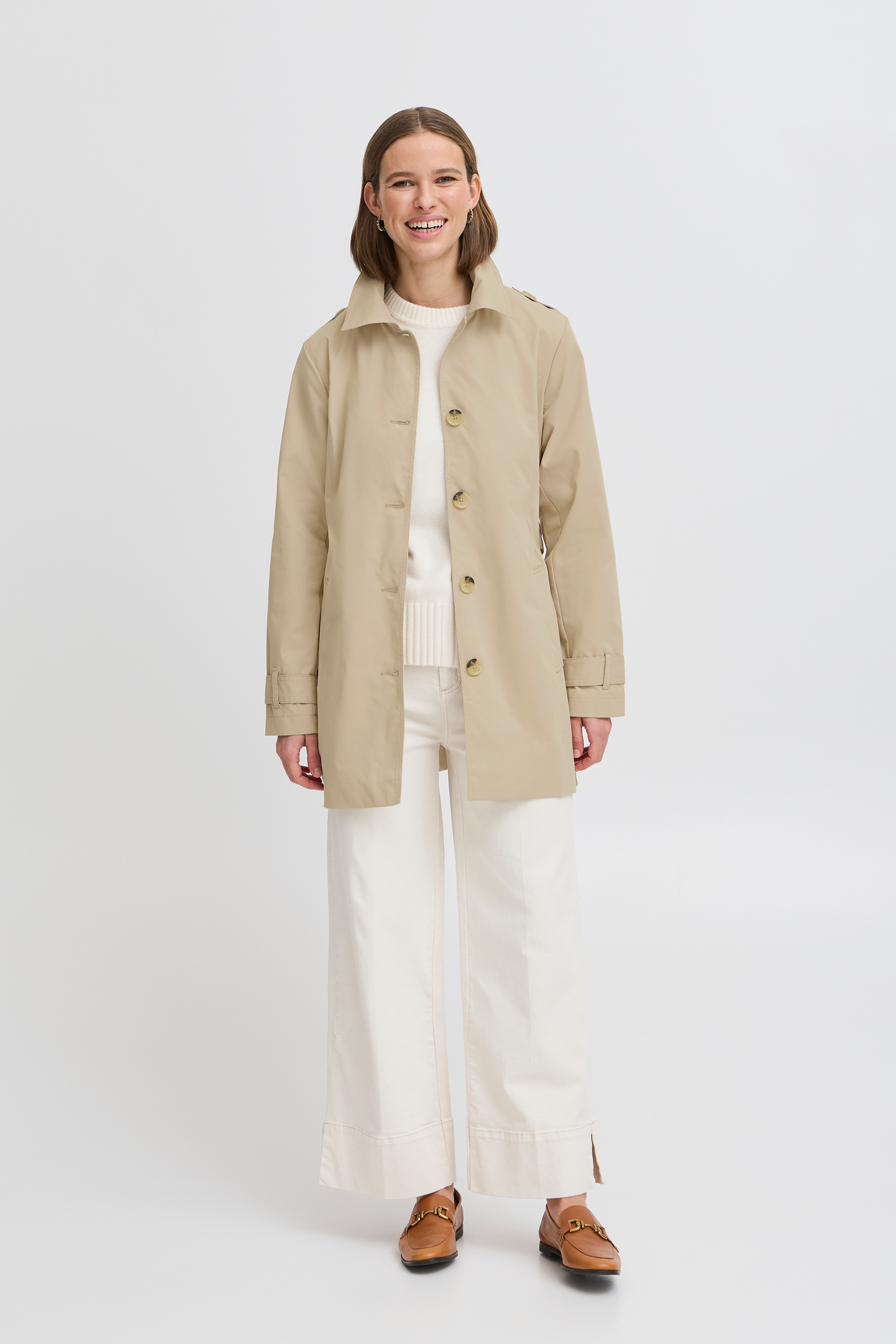 B.young Byamona naisten trenssi