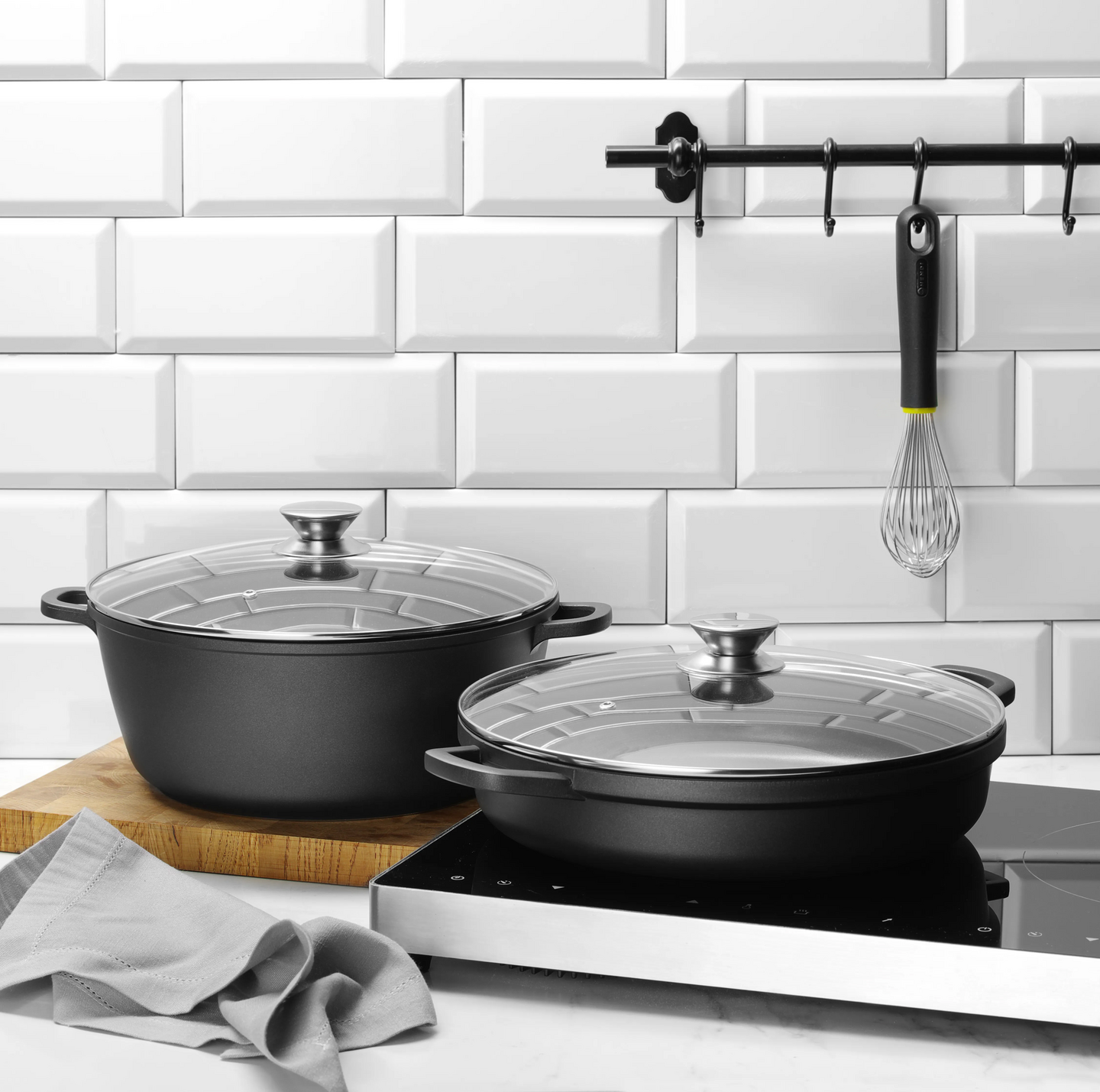 Hendi pata 4,3 l Ø32 cm tarttumaton pinta, alumiini