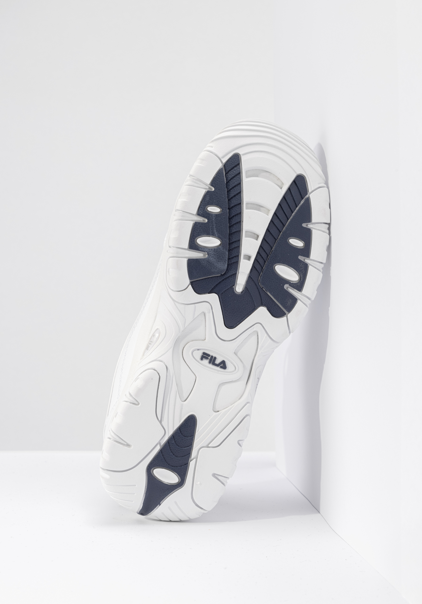 Fila Strada Low naisten kengät