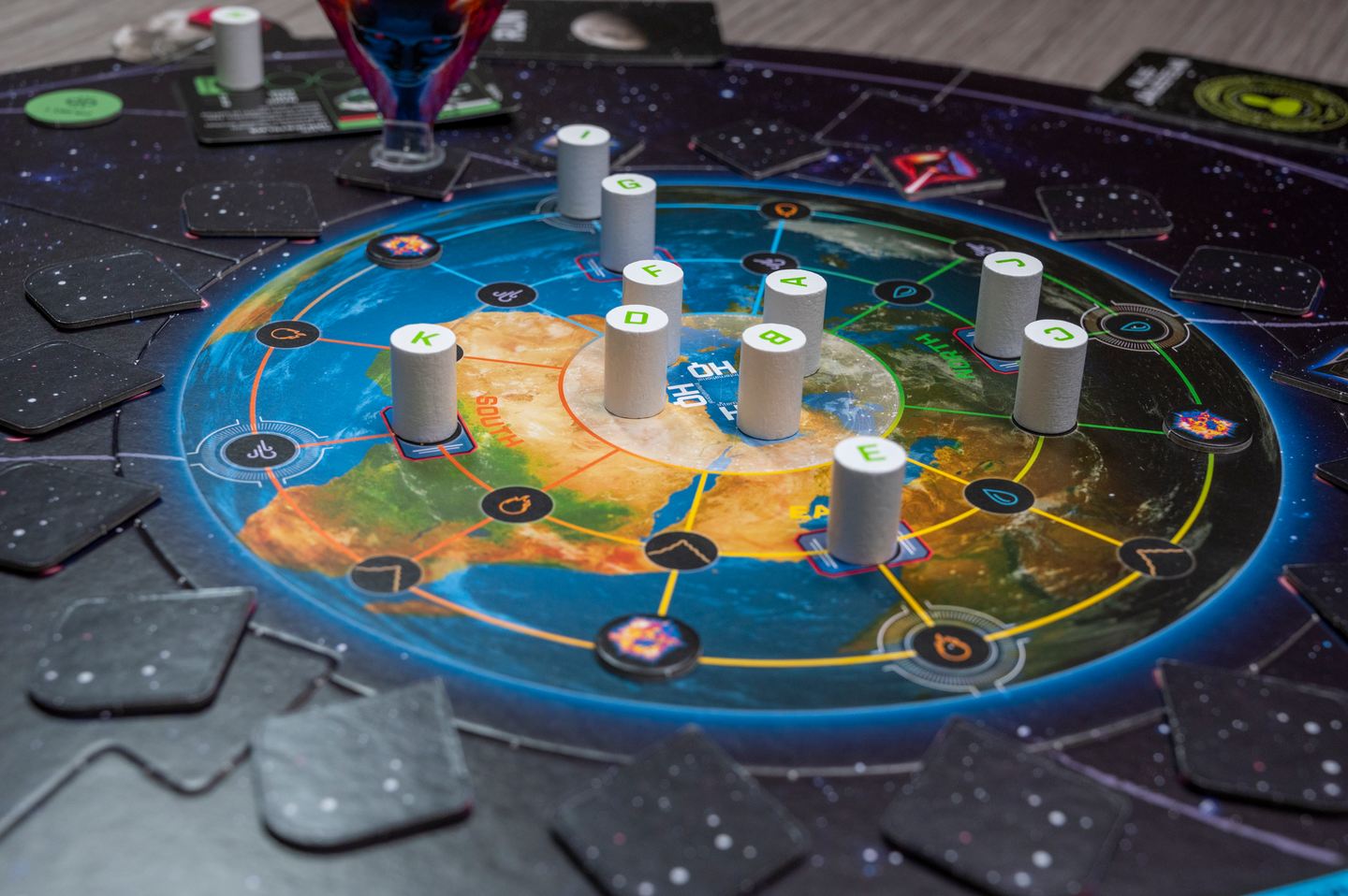 Tactic EscapeRun Project GAIA lautapeli