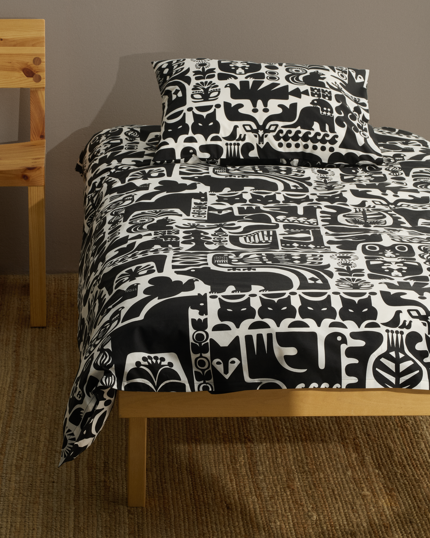 Marimekko Kanteleen kutsu pussilakanasetti 150x210 cm musta