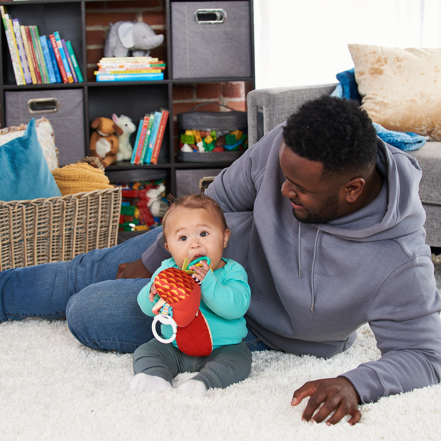 Lamaze - Oiva Omena Clip & Go