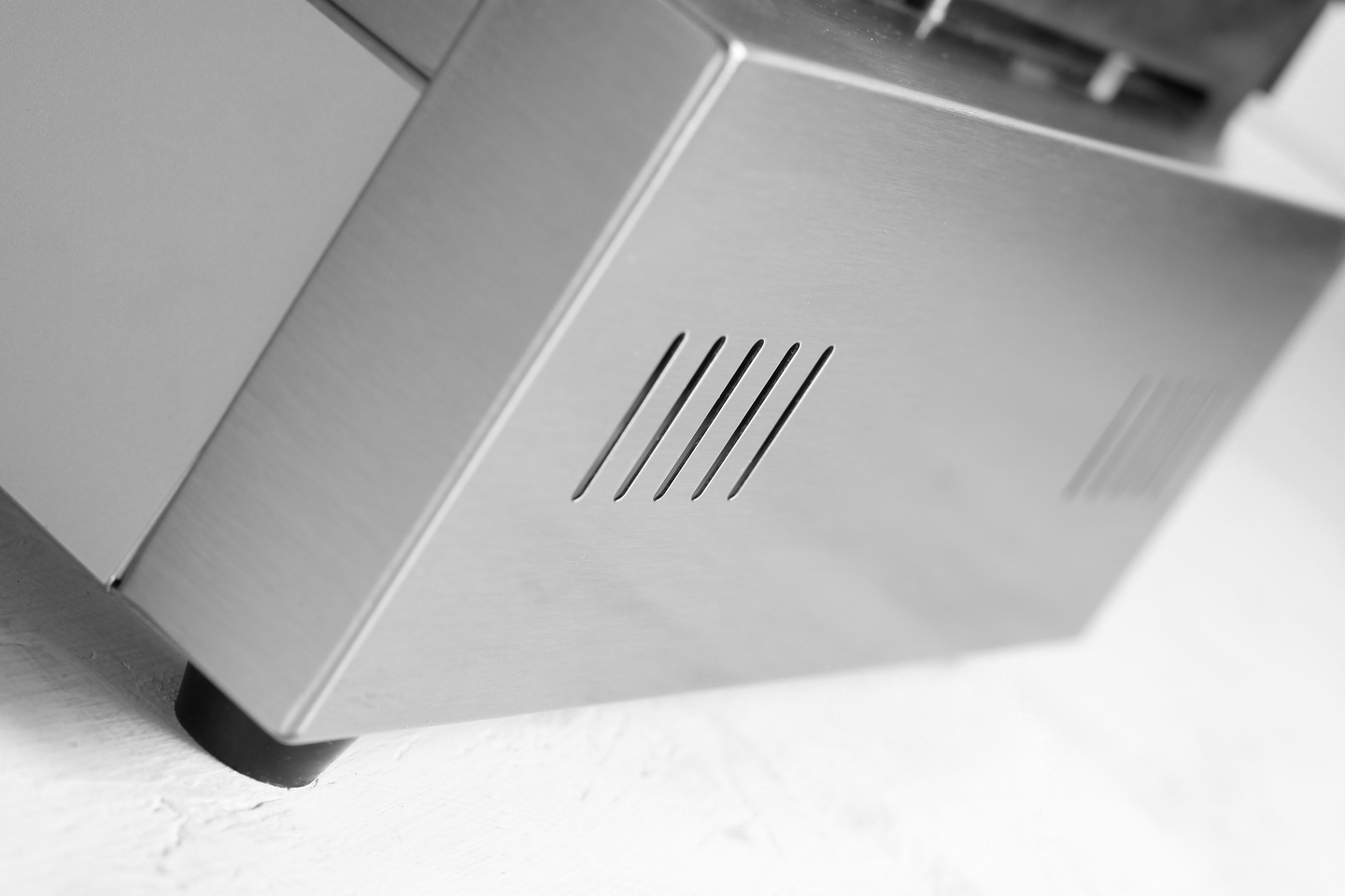 Hendi paninigrilli 34x23 cm uurrettu ylä- ja alaparila 2200 W, rst