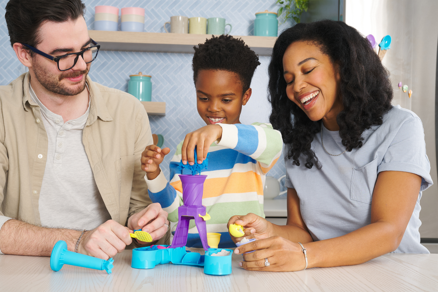 Kinetic Sand Soft Serve Station