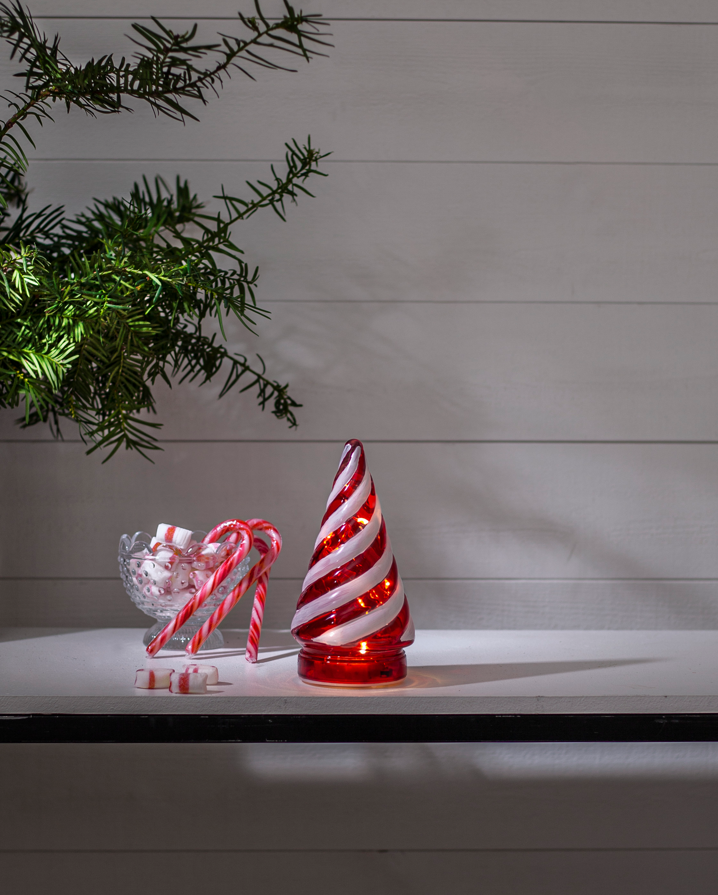 Star Trading Candy Tree lasikuusi 16 cm punainen