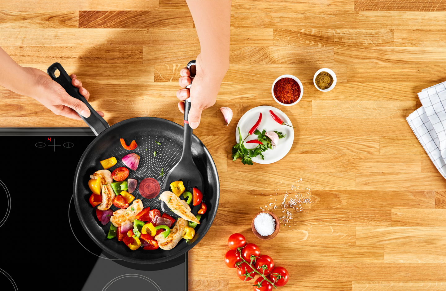 Tefal Easy Chef pannusetti 22/28 cm