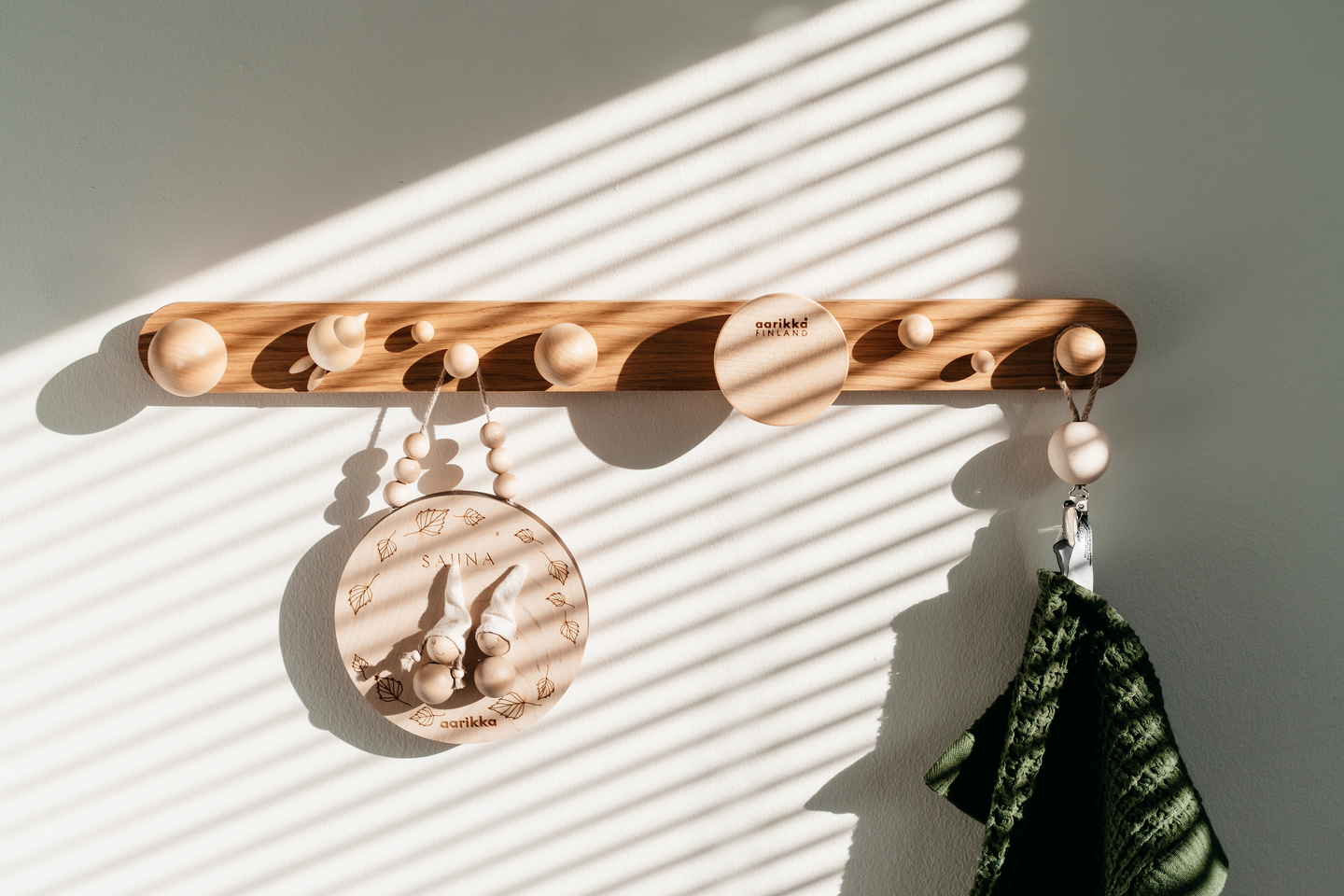 Aarikka Tonttu saunavuoro -kyltti