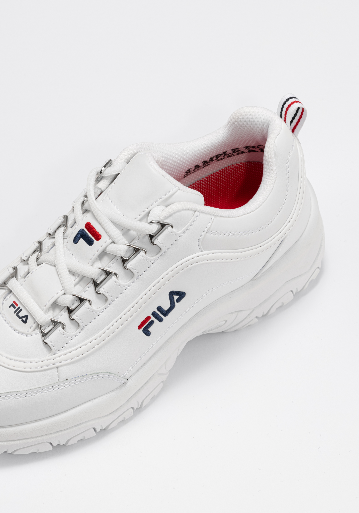 Fila Strada Low naisten kengät