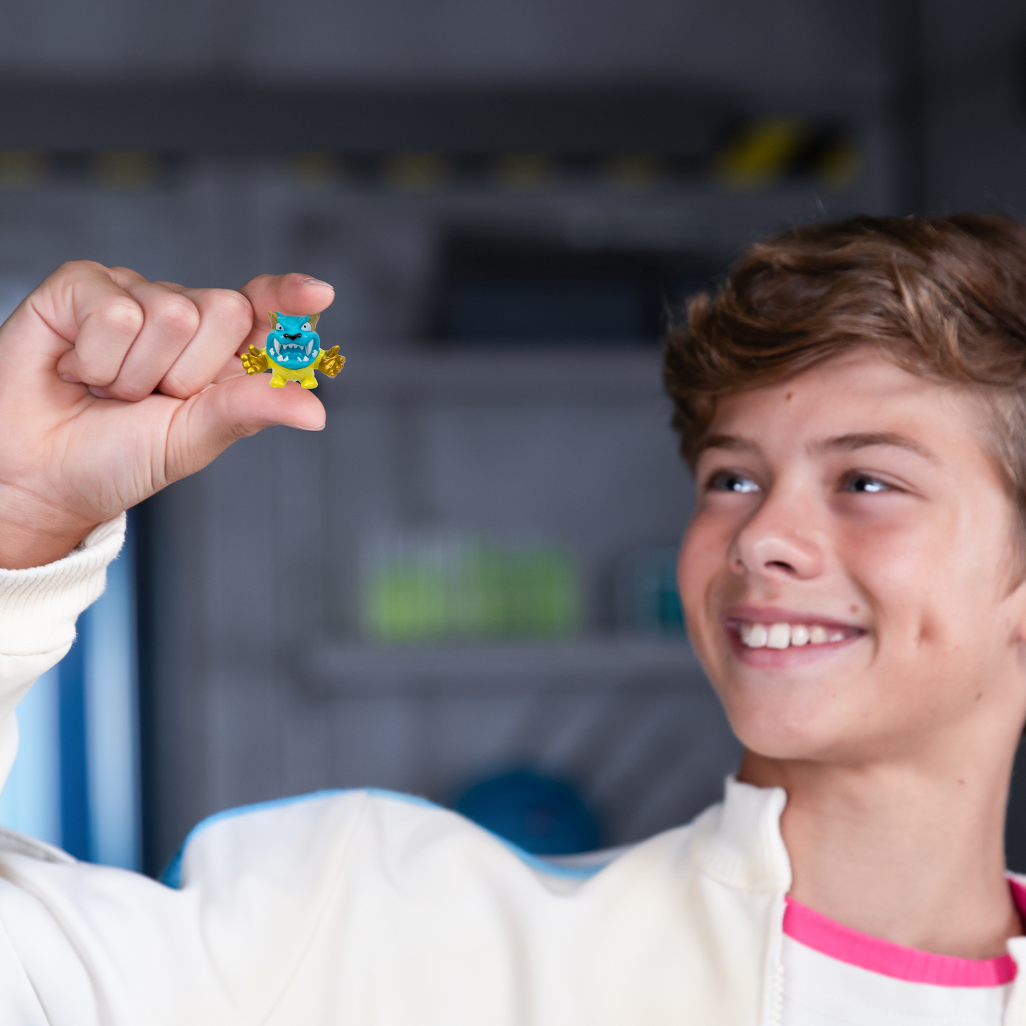 MrBeast Lab Swarms Atomic -hahmo 2 kpl