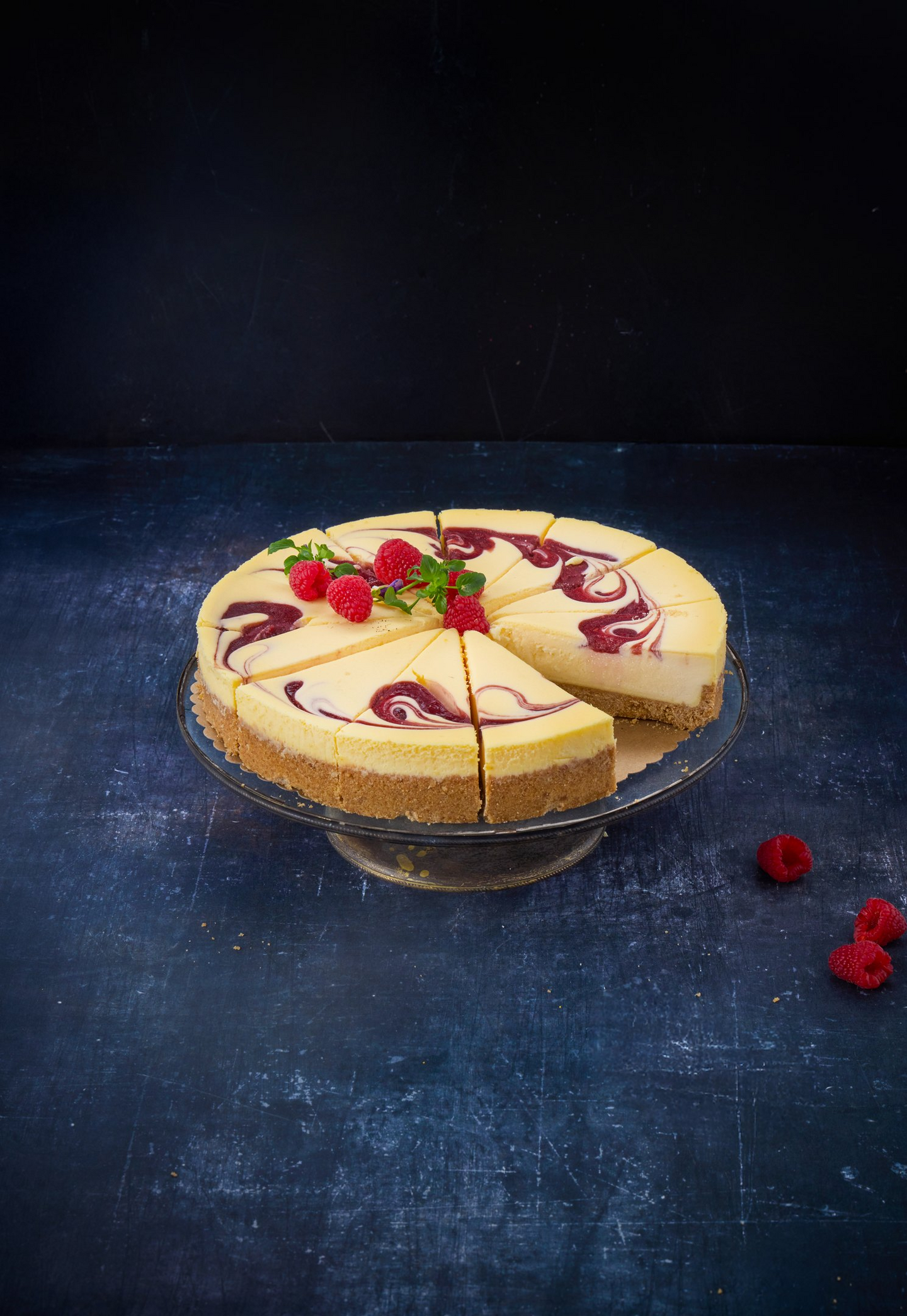 Reuter & Stolt Amerikkalainen vadelmajuustokakku 12palaa/1600g kypsäpakaste