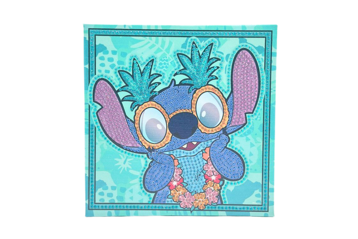 Disney Stitch pimeässä loistava timanttimaalaus 29x29cm