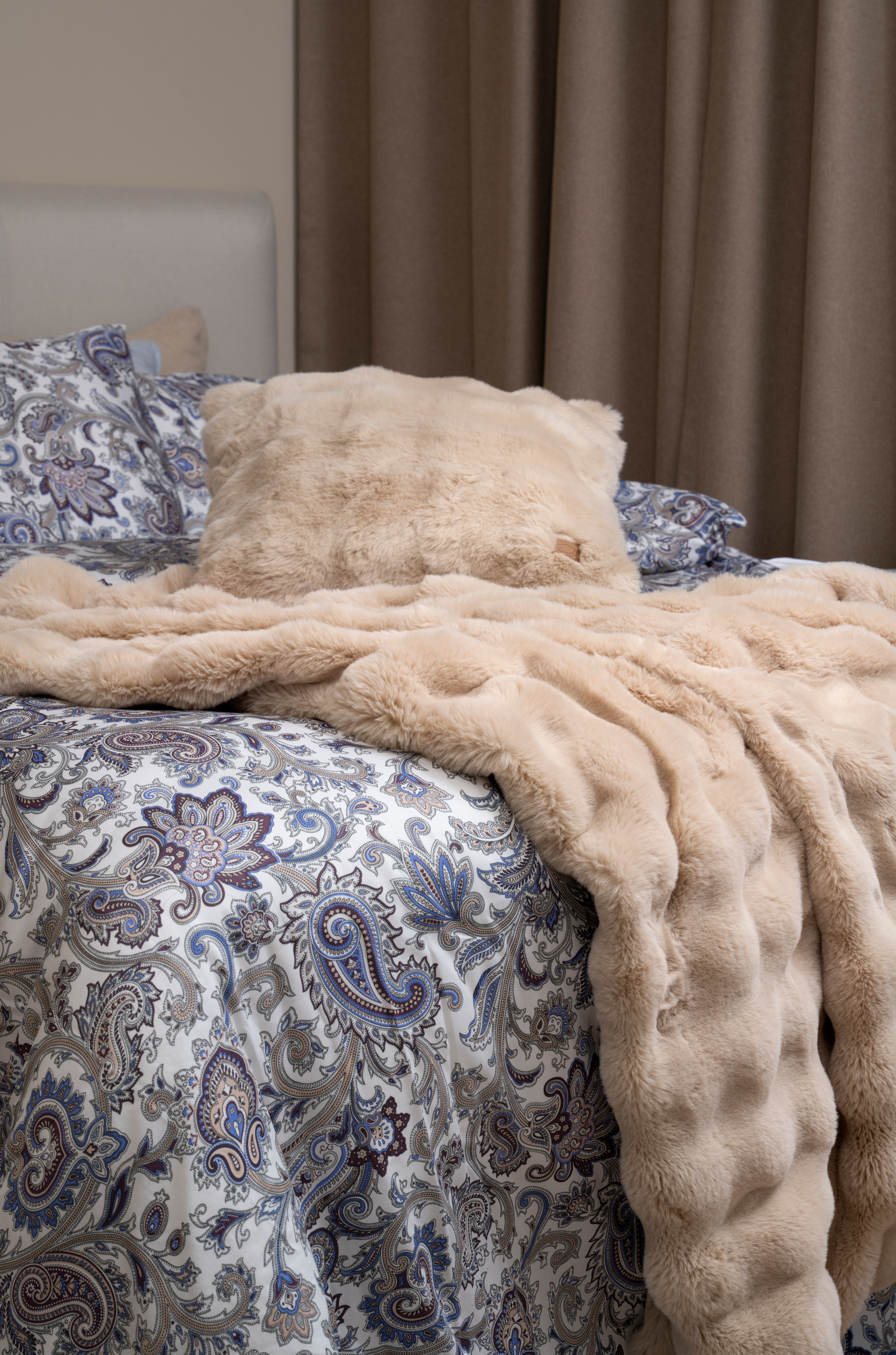 Fanni K Aava torkkupeitto 127x152 cm hiekka