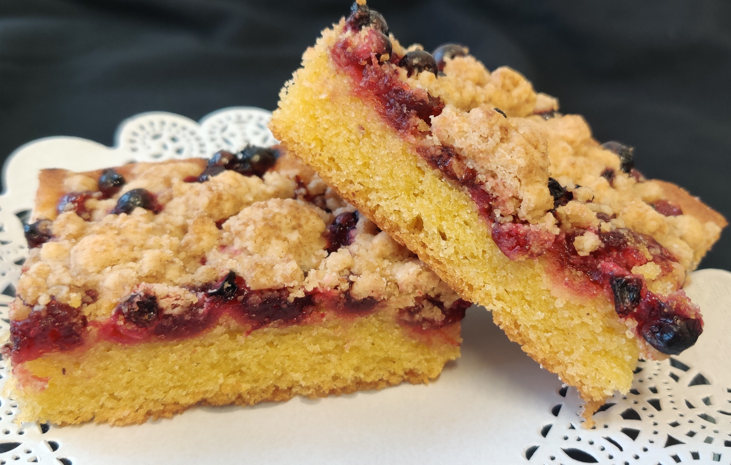 Gluteeniton Leipomo Ilona puolukkapiiras 3400g gluteeniton pakaste