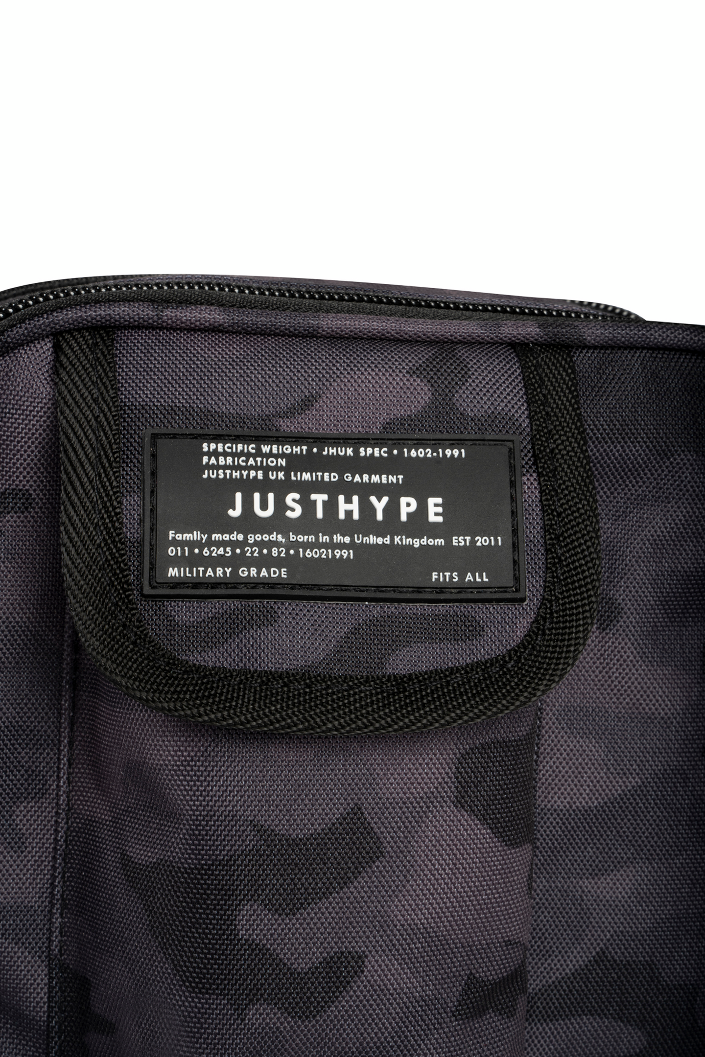 Hype Black tech camo laukku