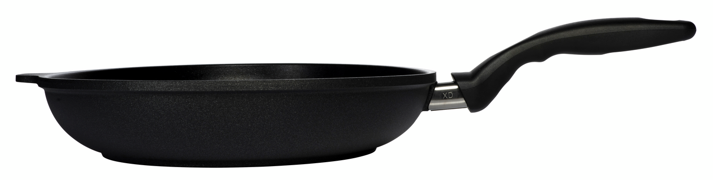 Swiss Diamond XD paistinpannu 28 cm