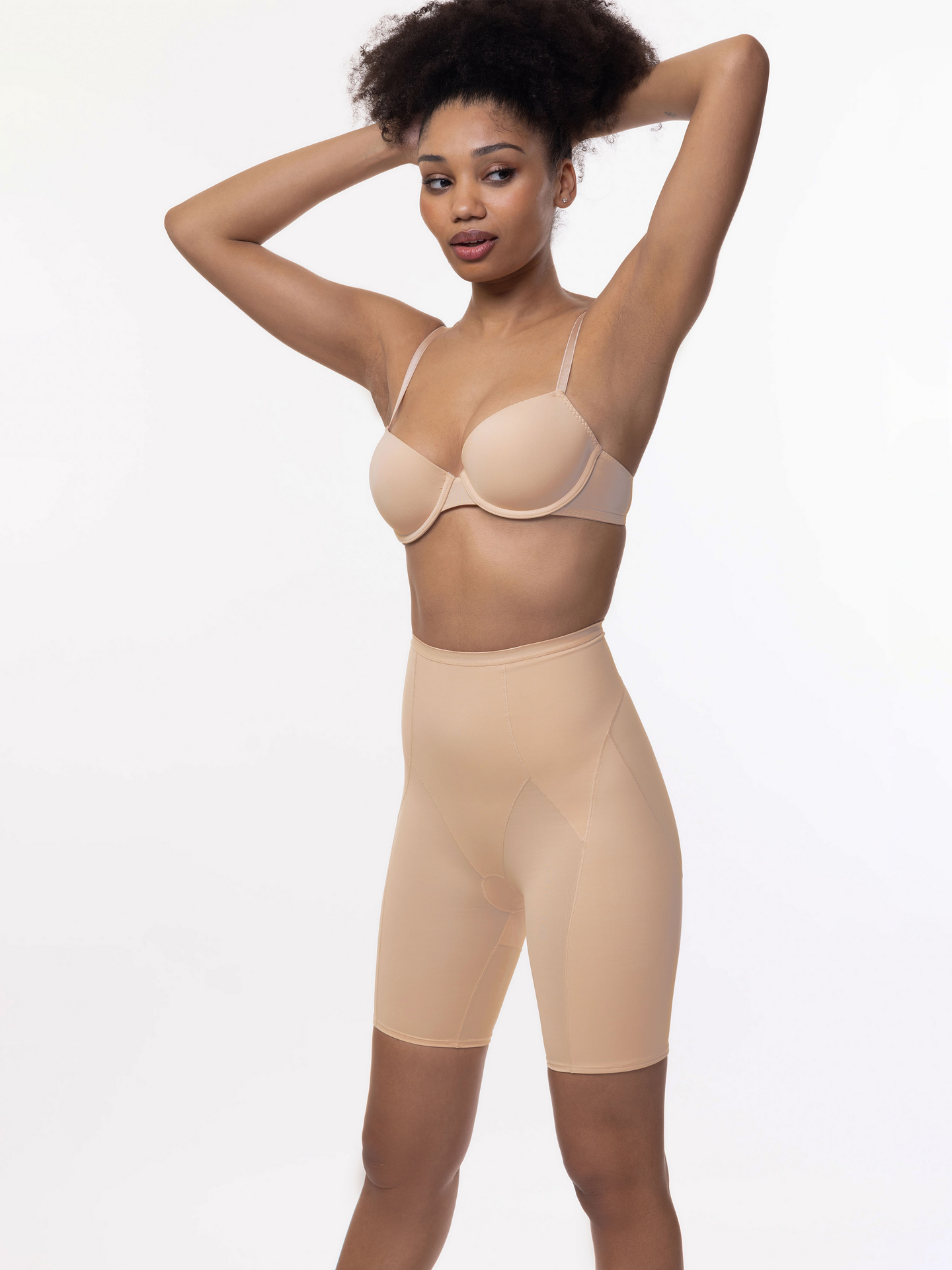 Dorina Alina muotoilevat shorts alushousut