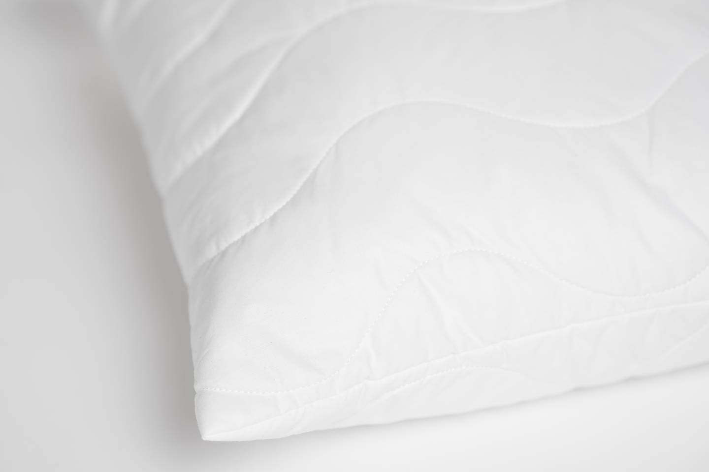 Familon Aalto korkea tyyny 50x60 cm