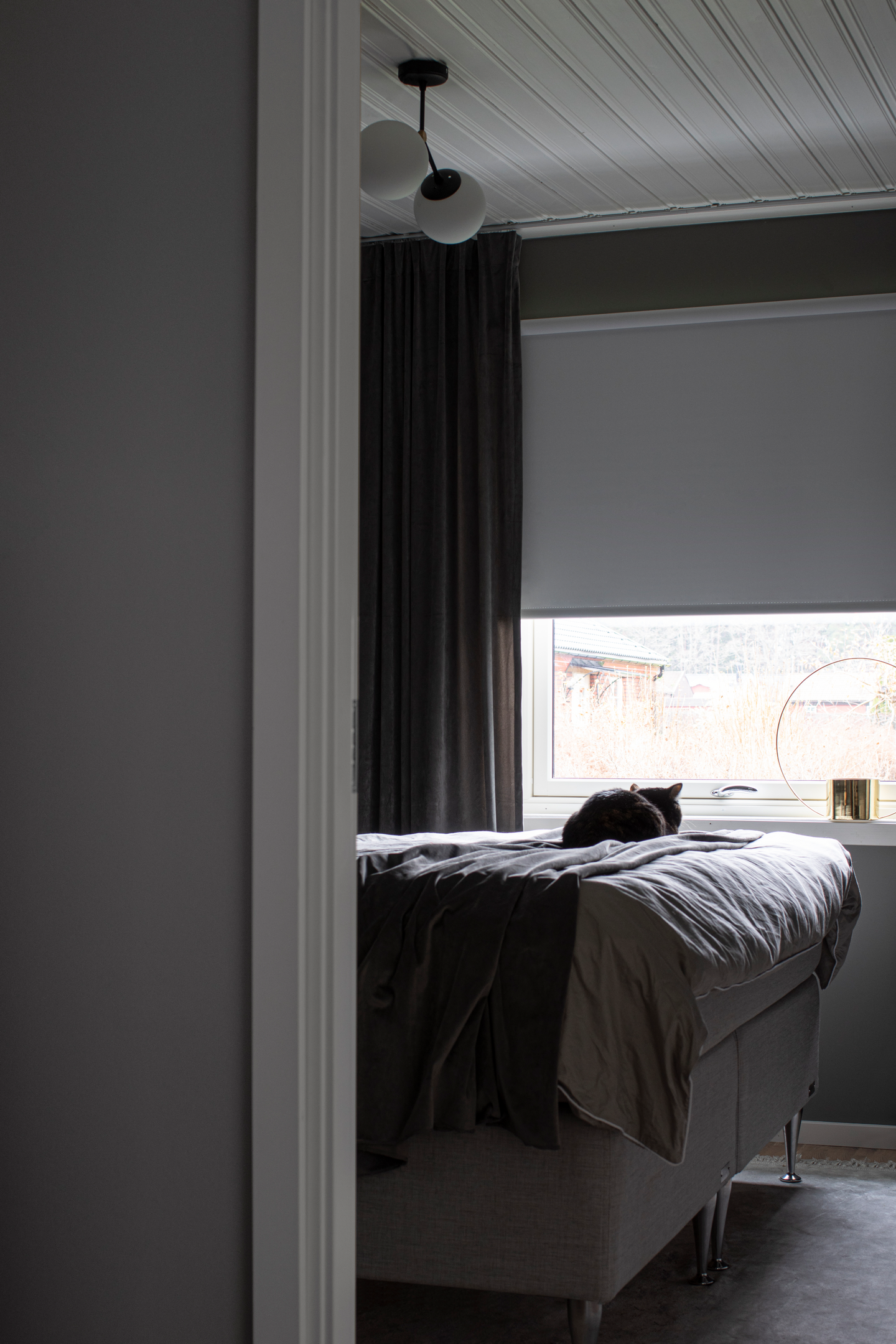 Ihanin pimentävä rullaverho XL valkoinen 200x250cm