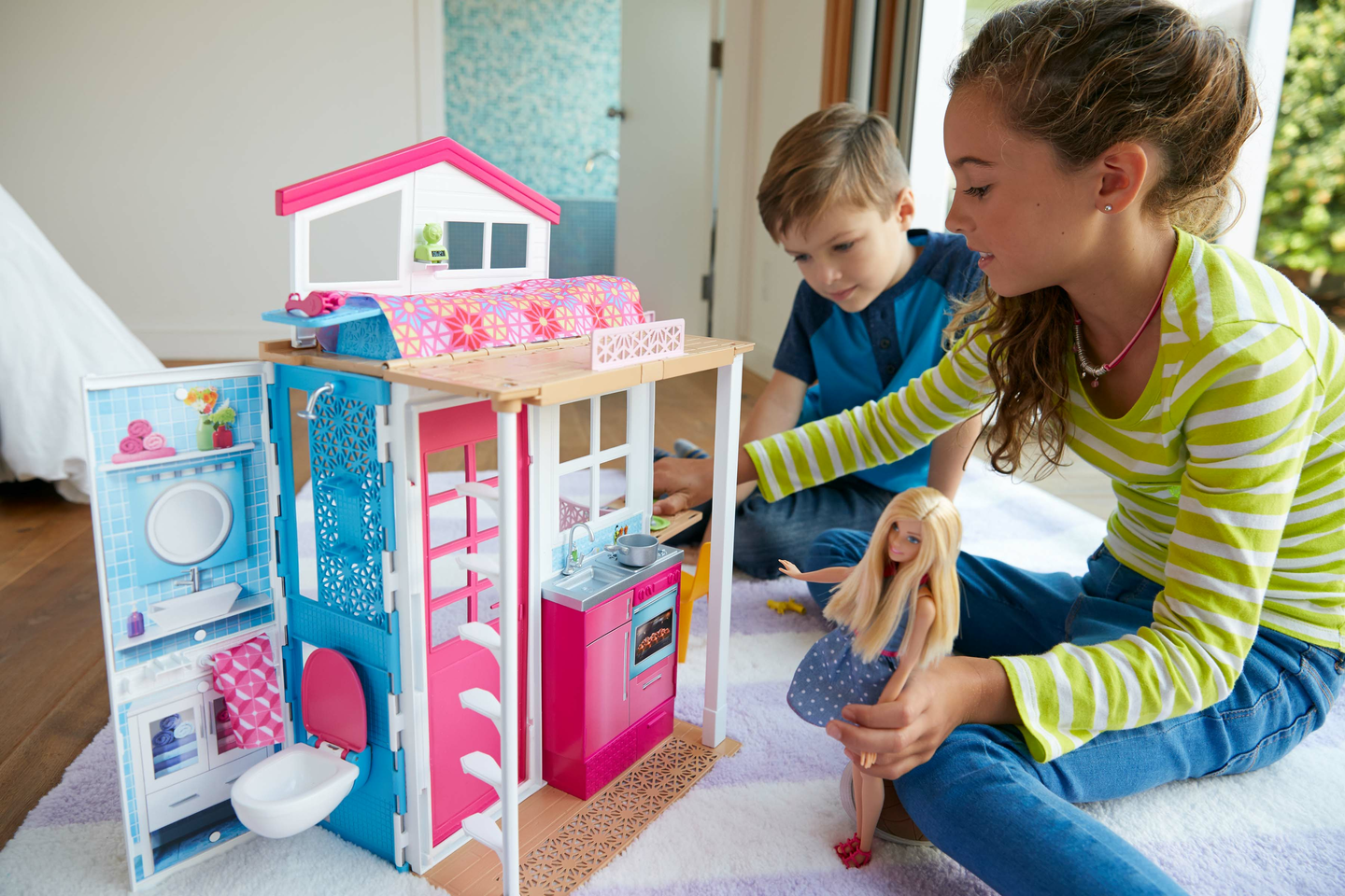 Barbie Talo ja nukke
