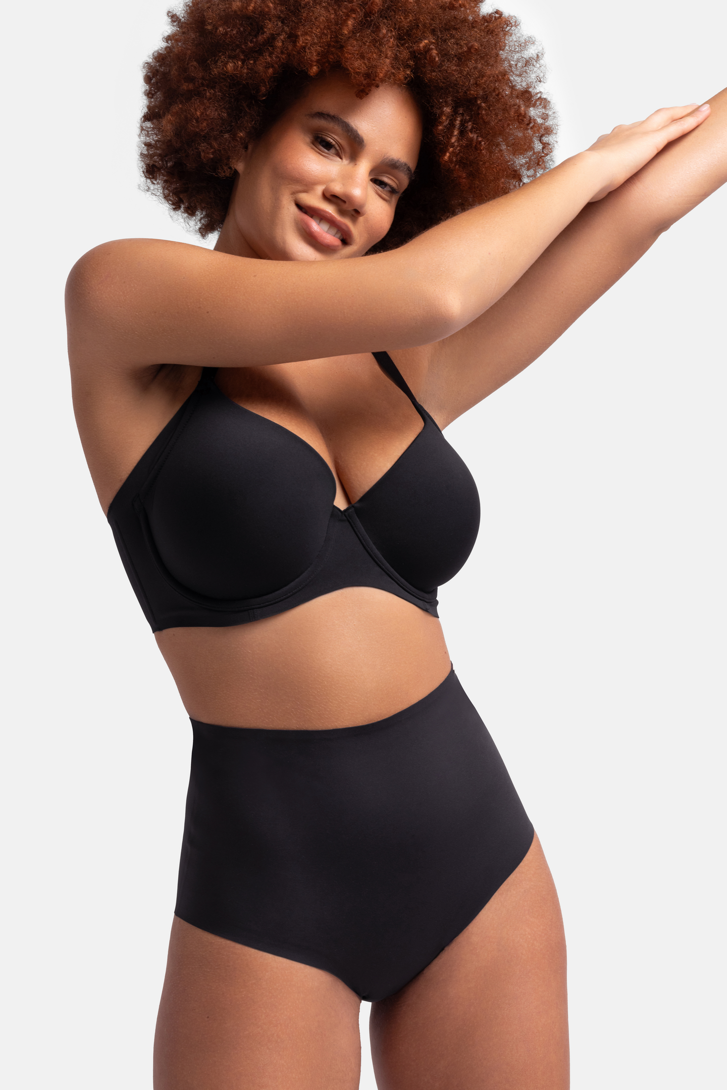 Dorina Curves Essensual rintaliivit