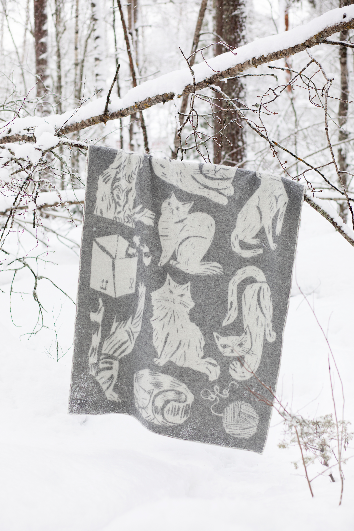 Lapuan Kankurit Kissanpäivät villahuopa 130 x 180 cm harmaa