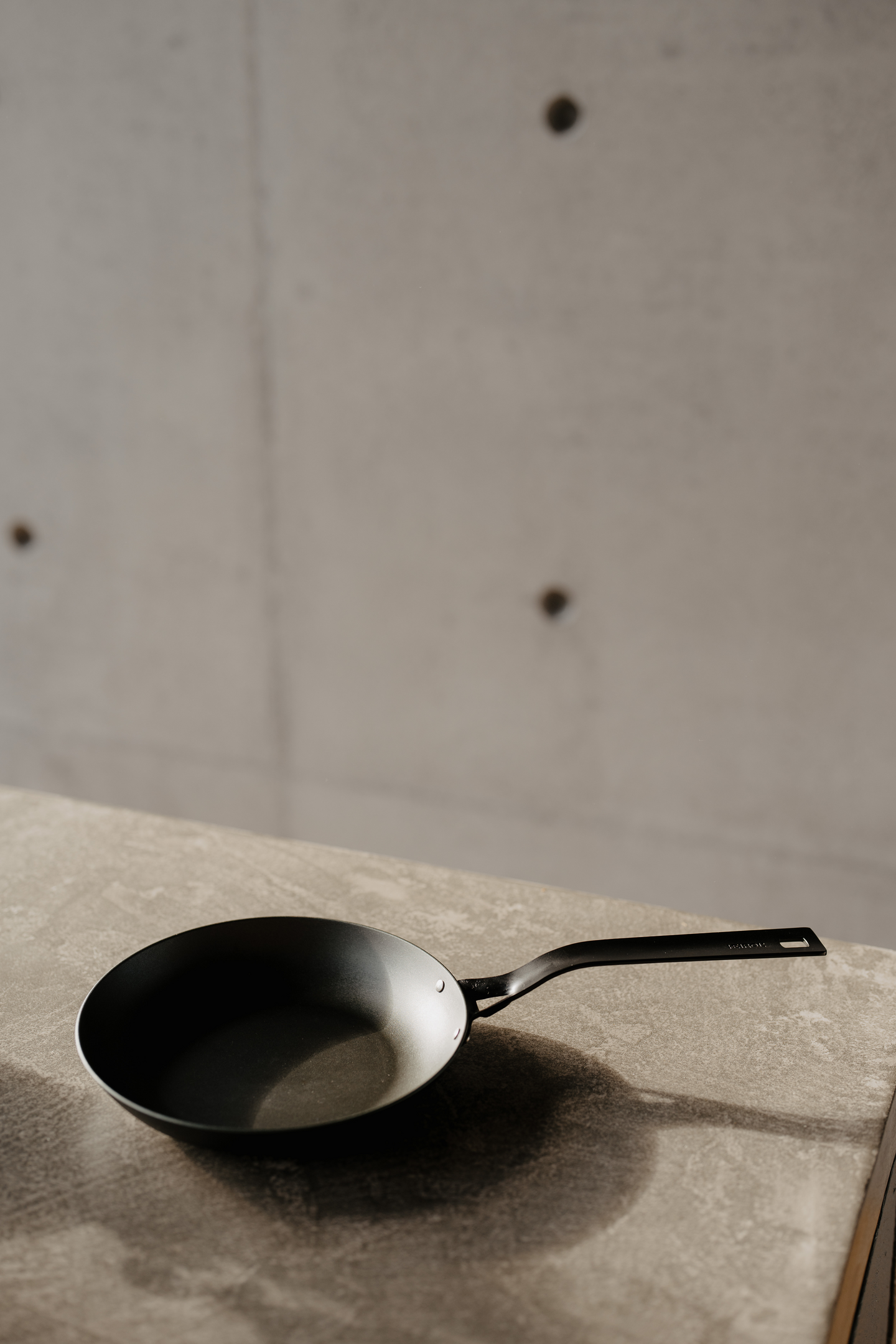 Heirol Blacksteel Pro paistinpannu 24 cm