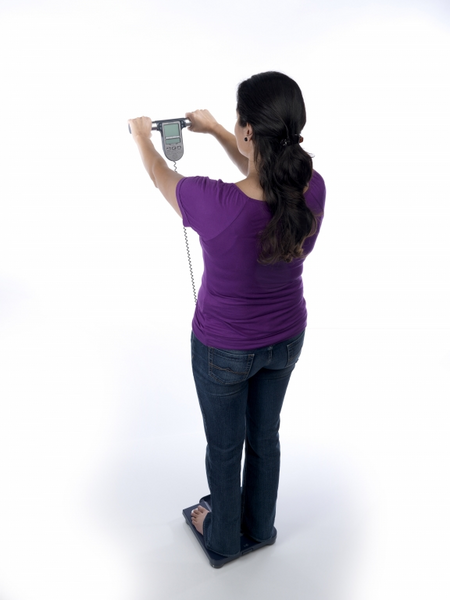 Omron BF-511 -kehoanalyysivaaka