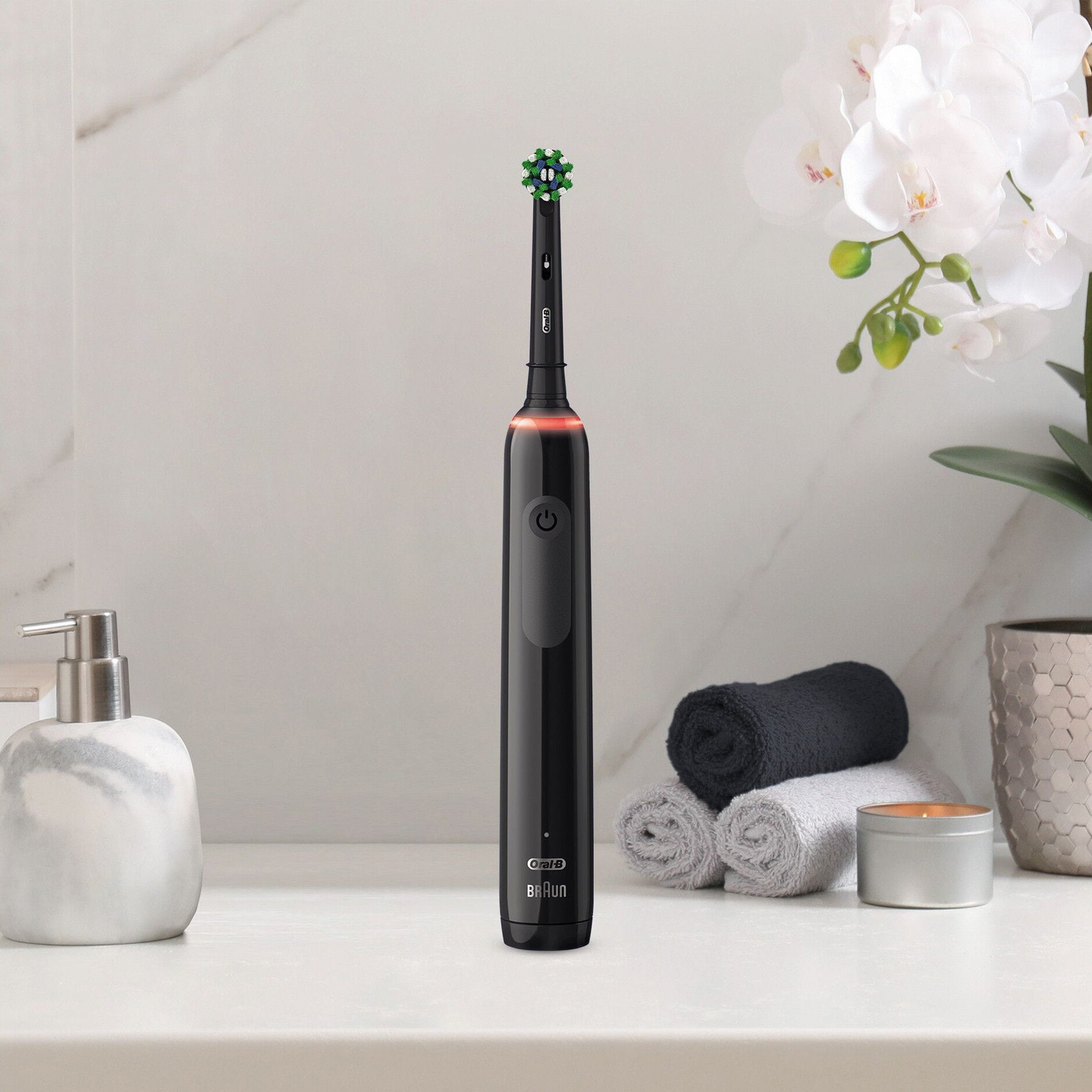 Oral-B Pro 3 3500 -sähköhammasharja, musta