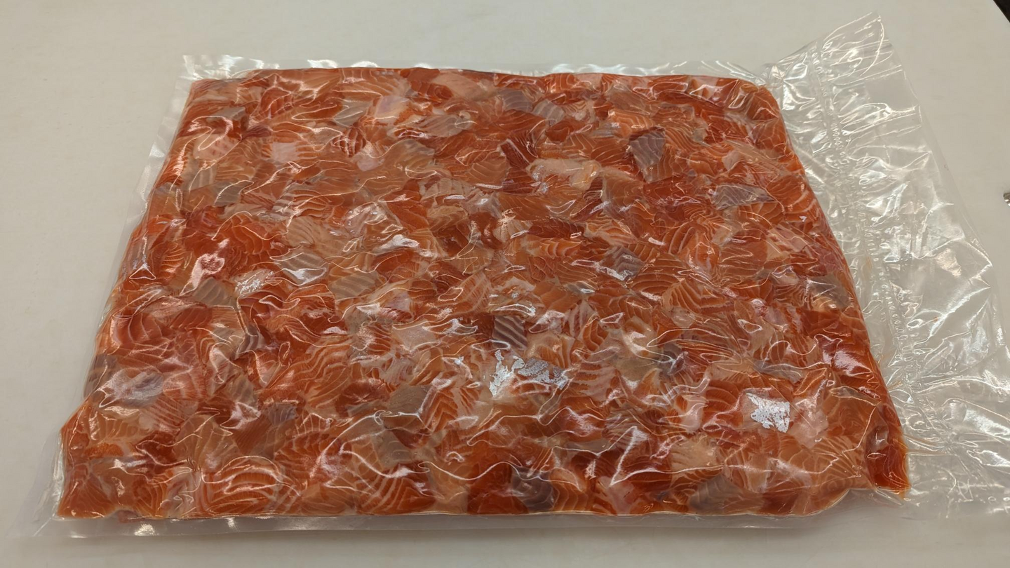 Kautta rantain kirjolohikuutio nahaton ruodoton n. 2x2cm n. 9g/5kg pakaste