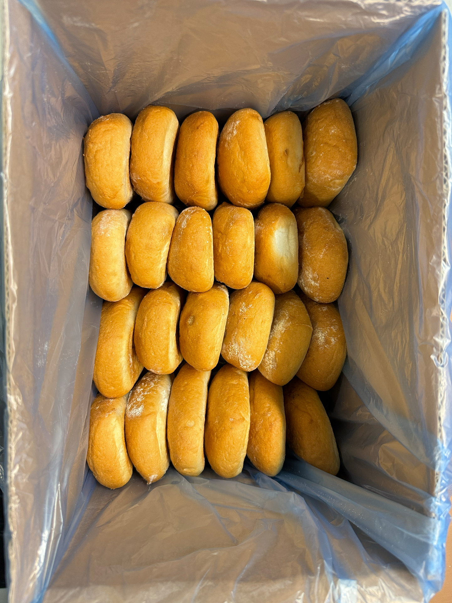 Gluteeniton Leipomo ILONA gluteeniton Soma-sämpylä 24x37g pakaste