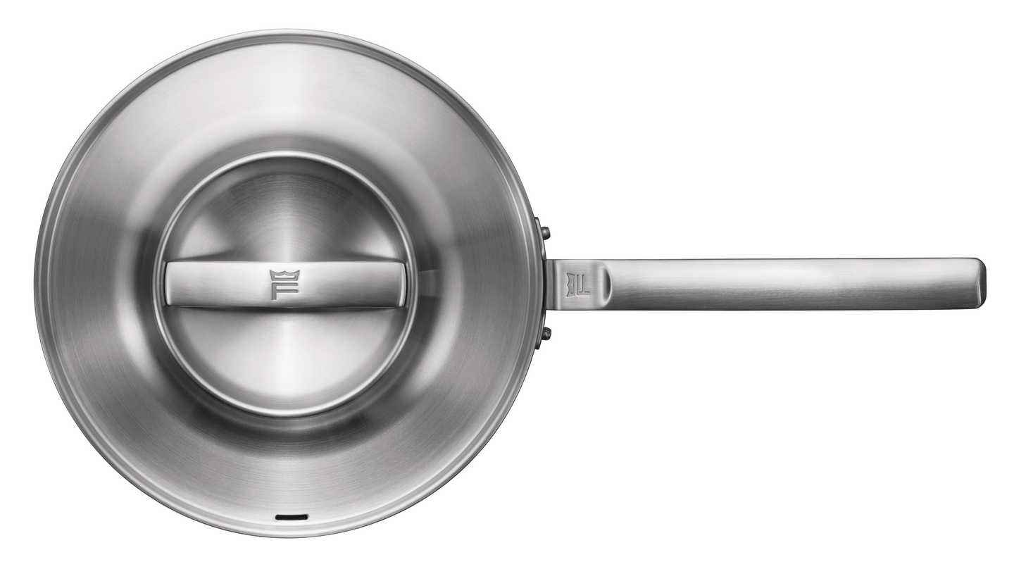 Fiskars Norden teräs paistokasari 26 cm kannella