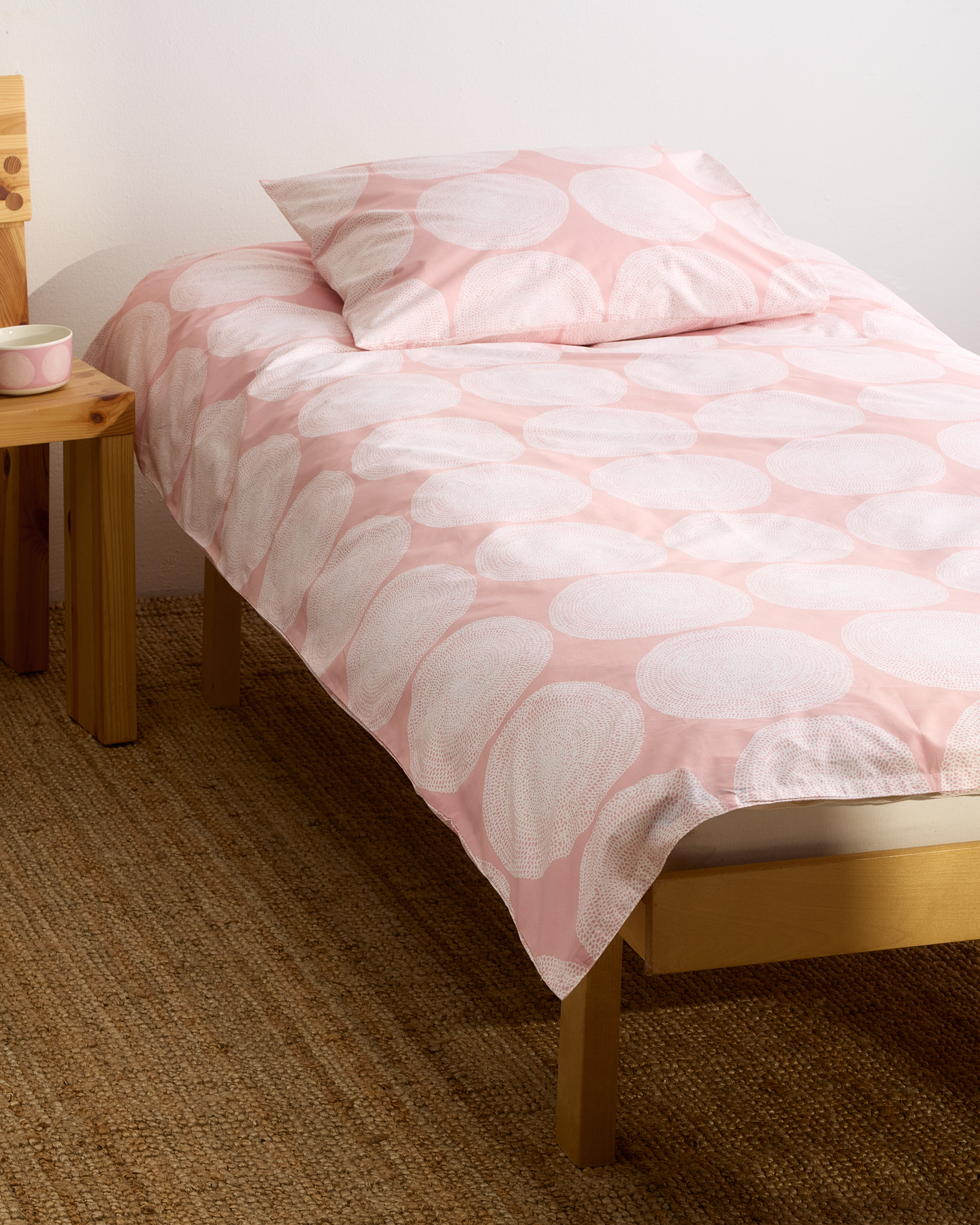 Marimekko Mustapippuri pussilakanasetti 150x210 cm vaaleanpunainen-luonnonvalkoinen