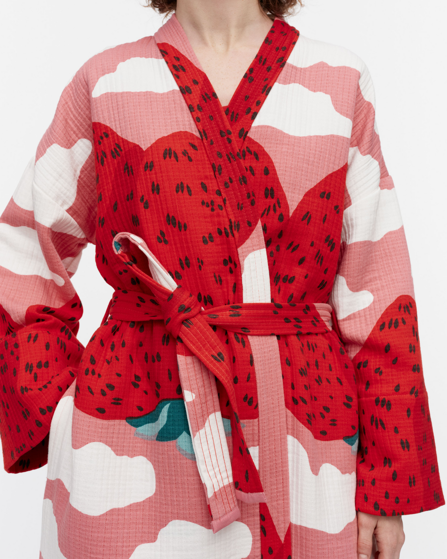 Marimekko Mansikkavuoret aamutakki